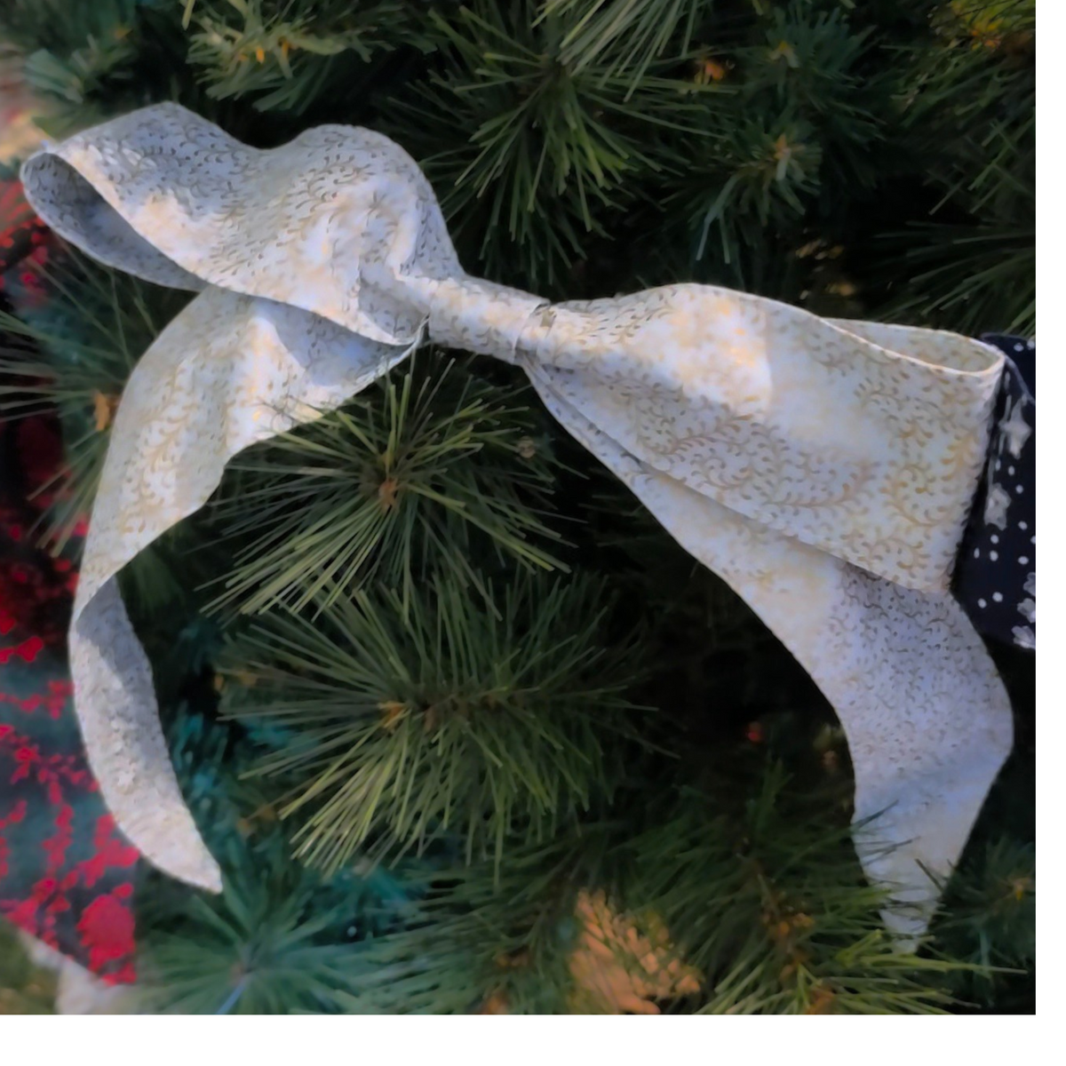 Tree-Topper Bow - long tail FGWL Heirloom decoration