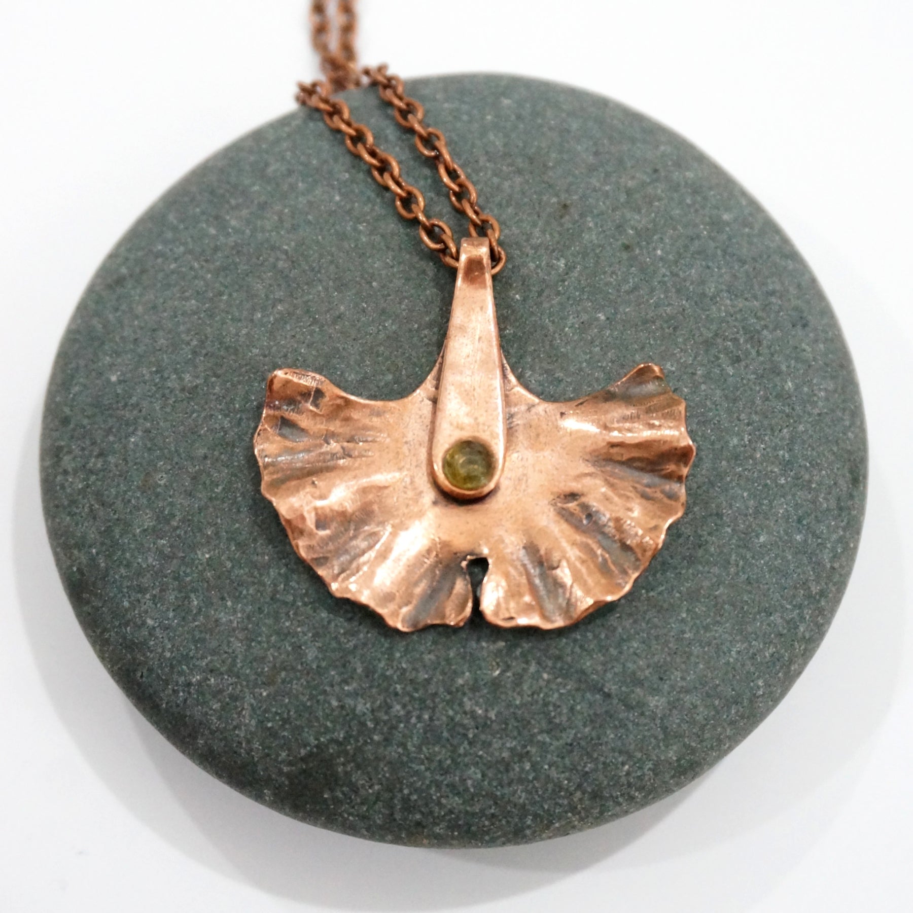 Gingko Leaf - copper necklace with precious stone Peridot