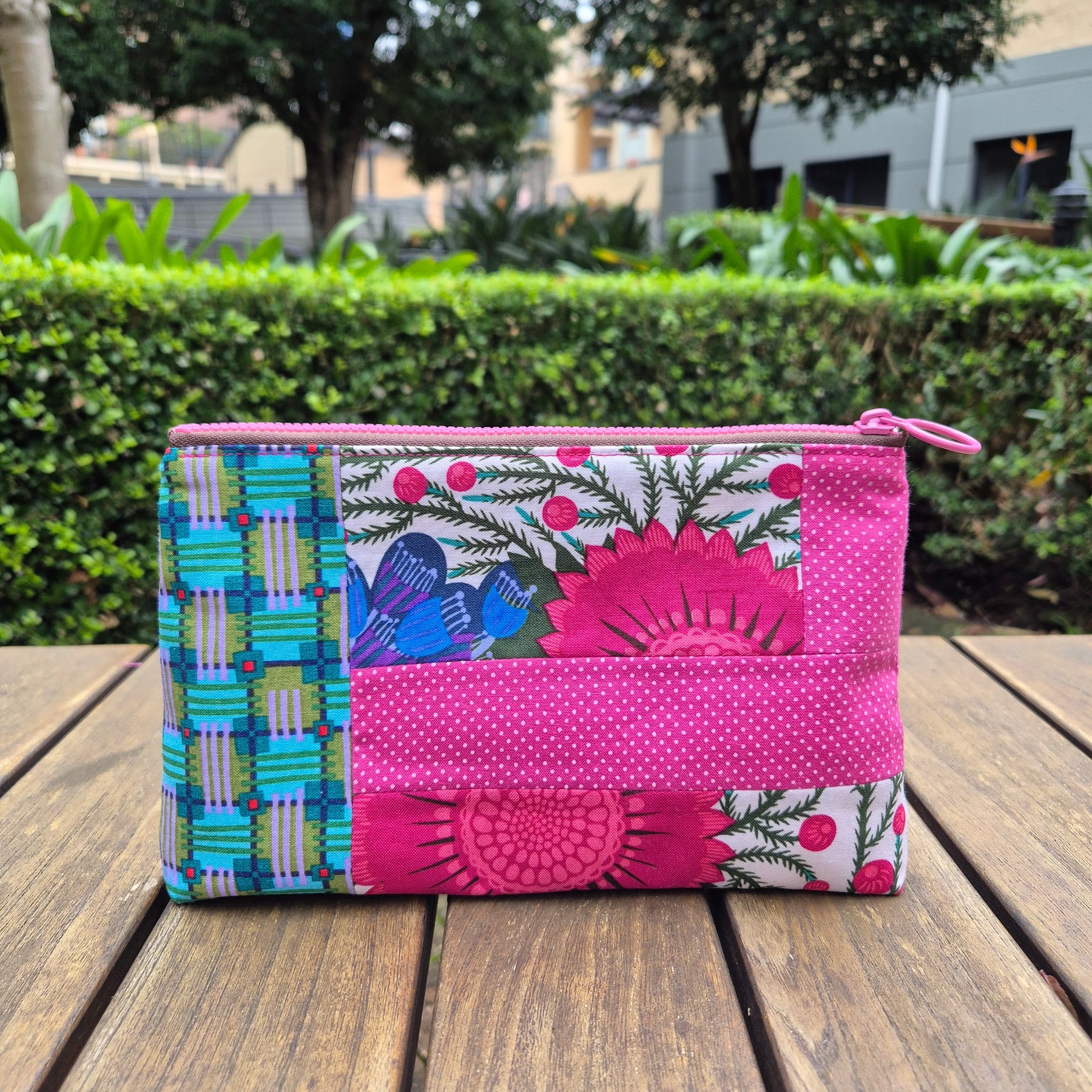 Large Knitting Project Bag – Convertible Shoulder Bag