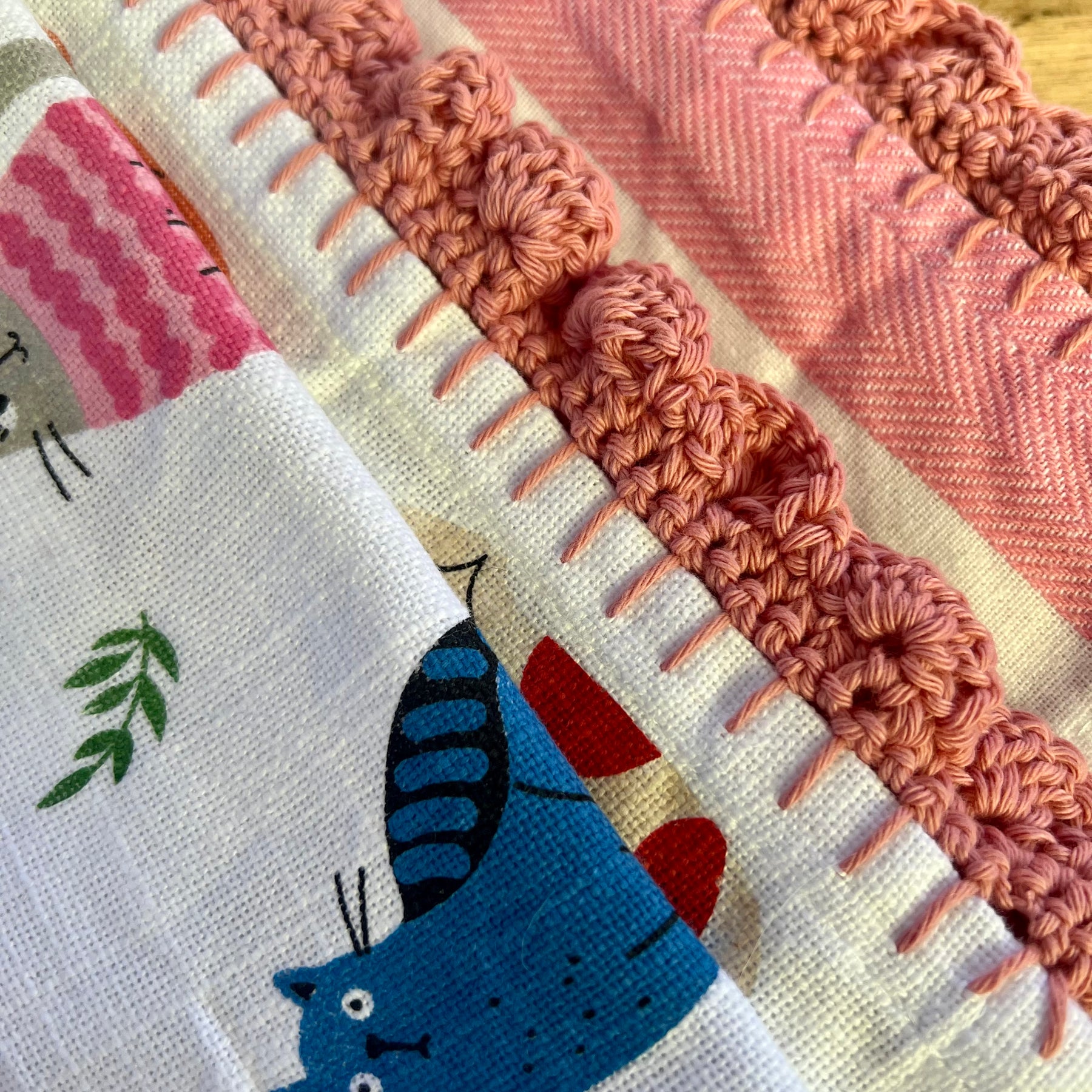 Cotton Tea Towel Set of 2 – Crochet Edge Kitchen Towels