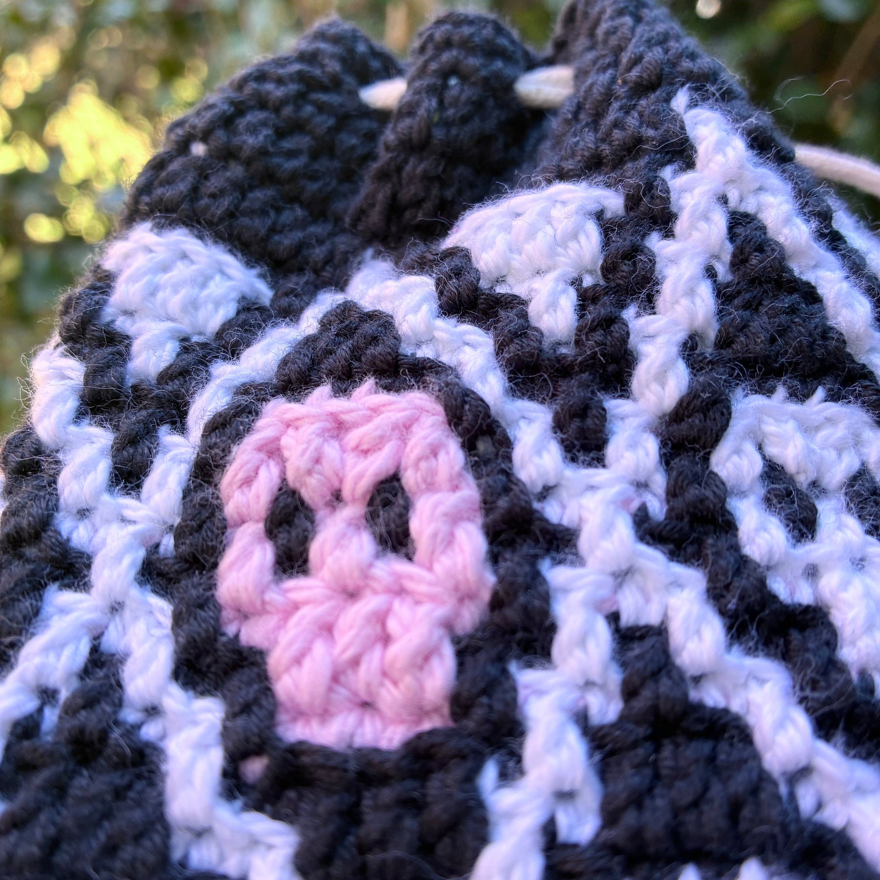The Skull Bag (Black, white & pink)