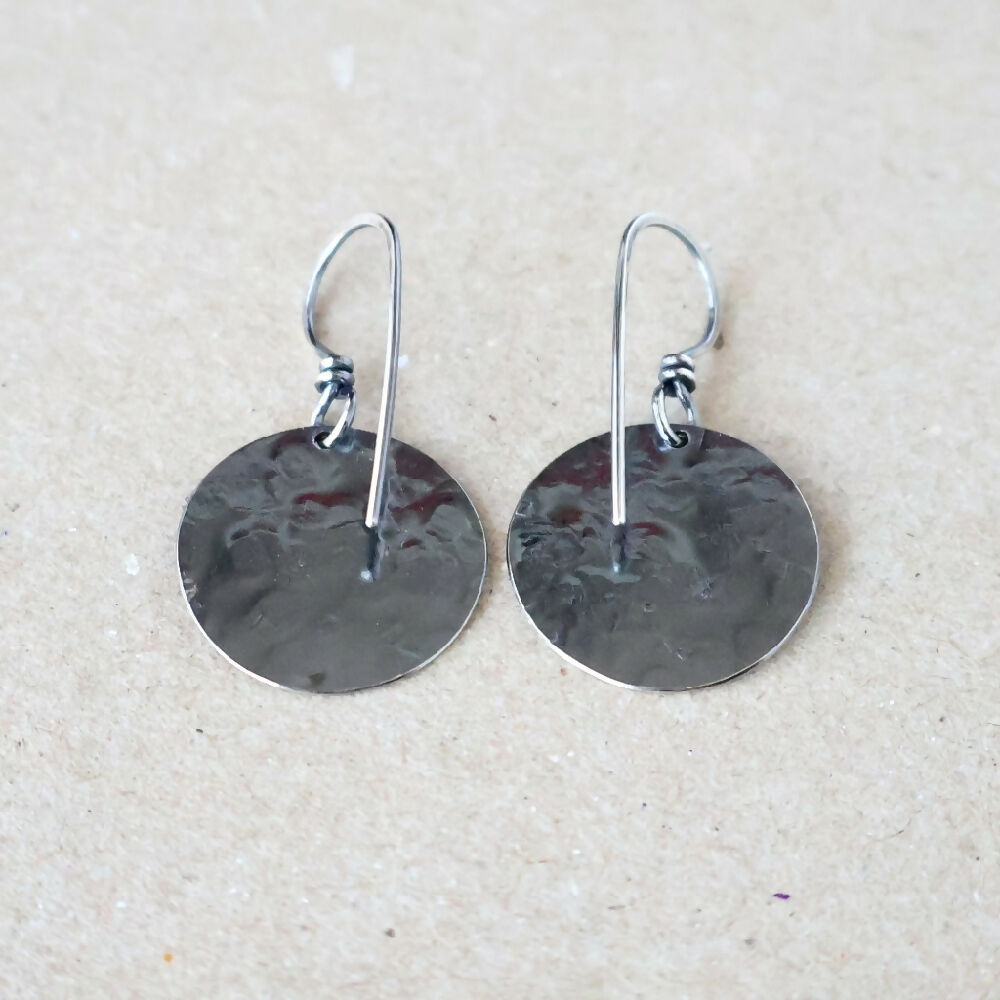 EMS05432_06_EthicalSterlingSilverSmallFullMoonEarrings