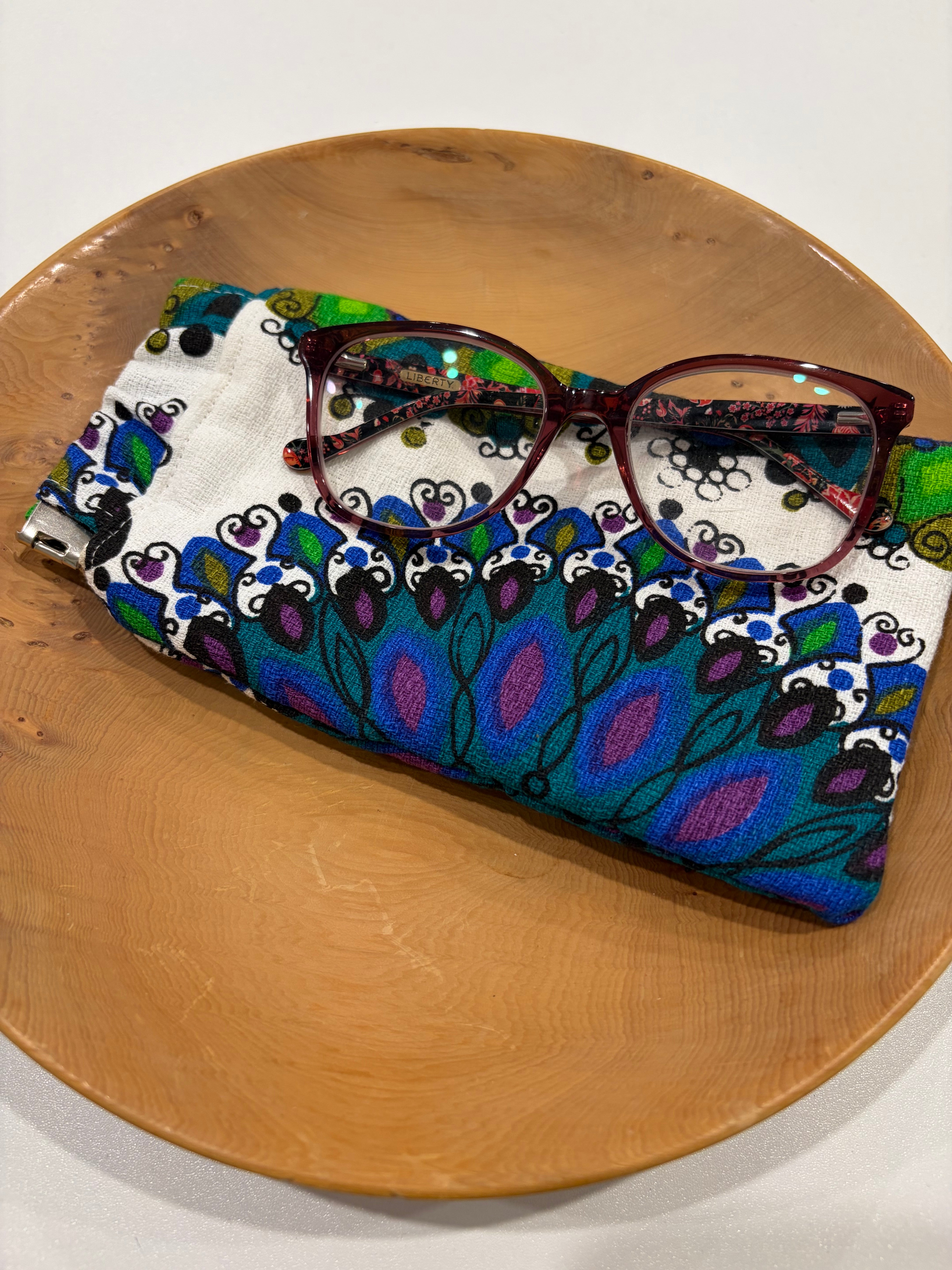 gorgeous white, aqua, purple vintage fabric sunglass pouch - violetclothing - free postage