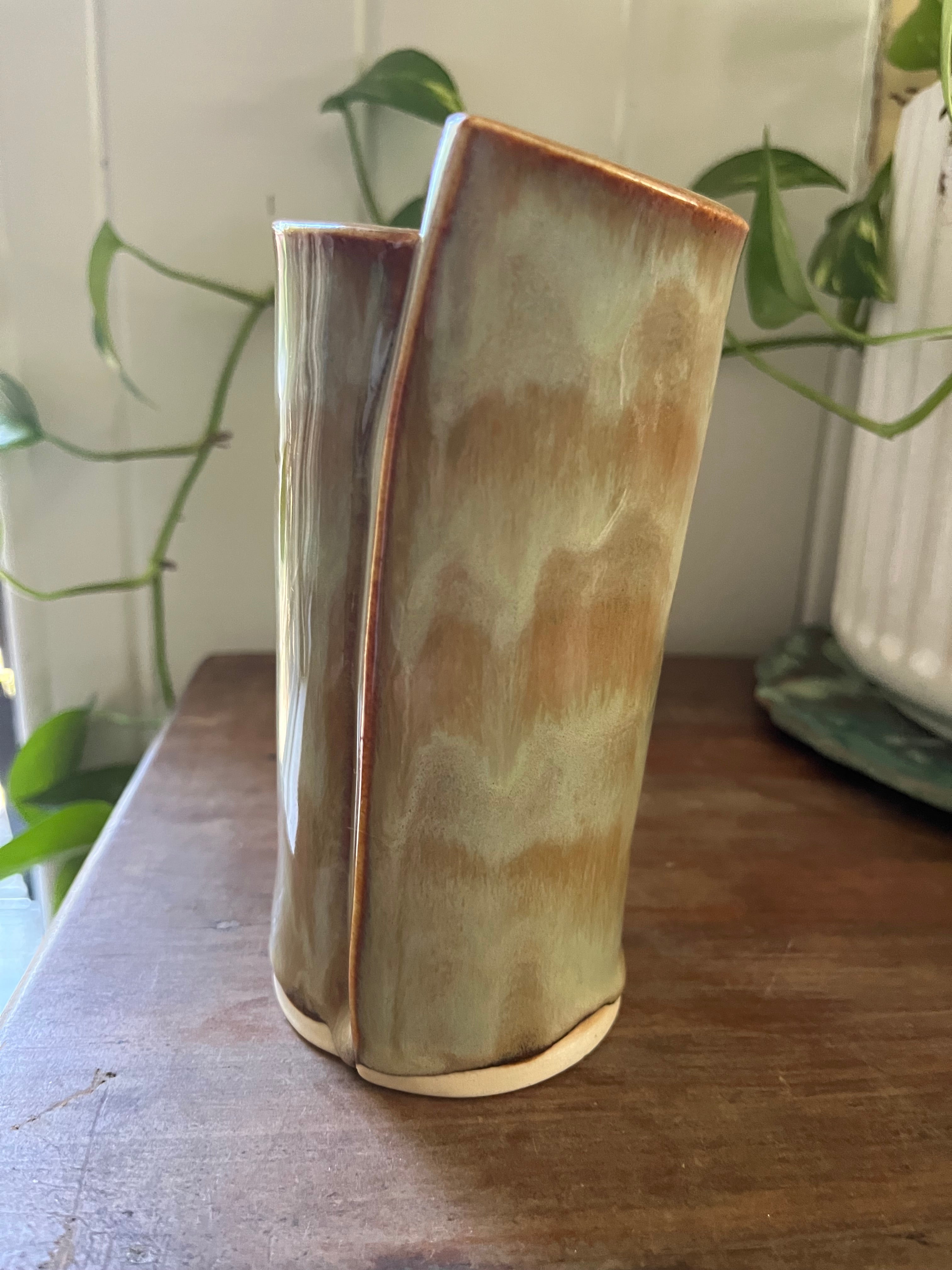 Unique curved Ceramic Vase - Earthy Tones