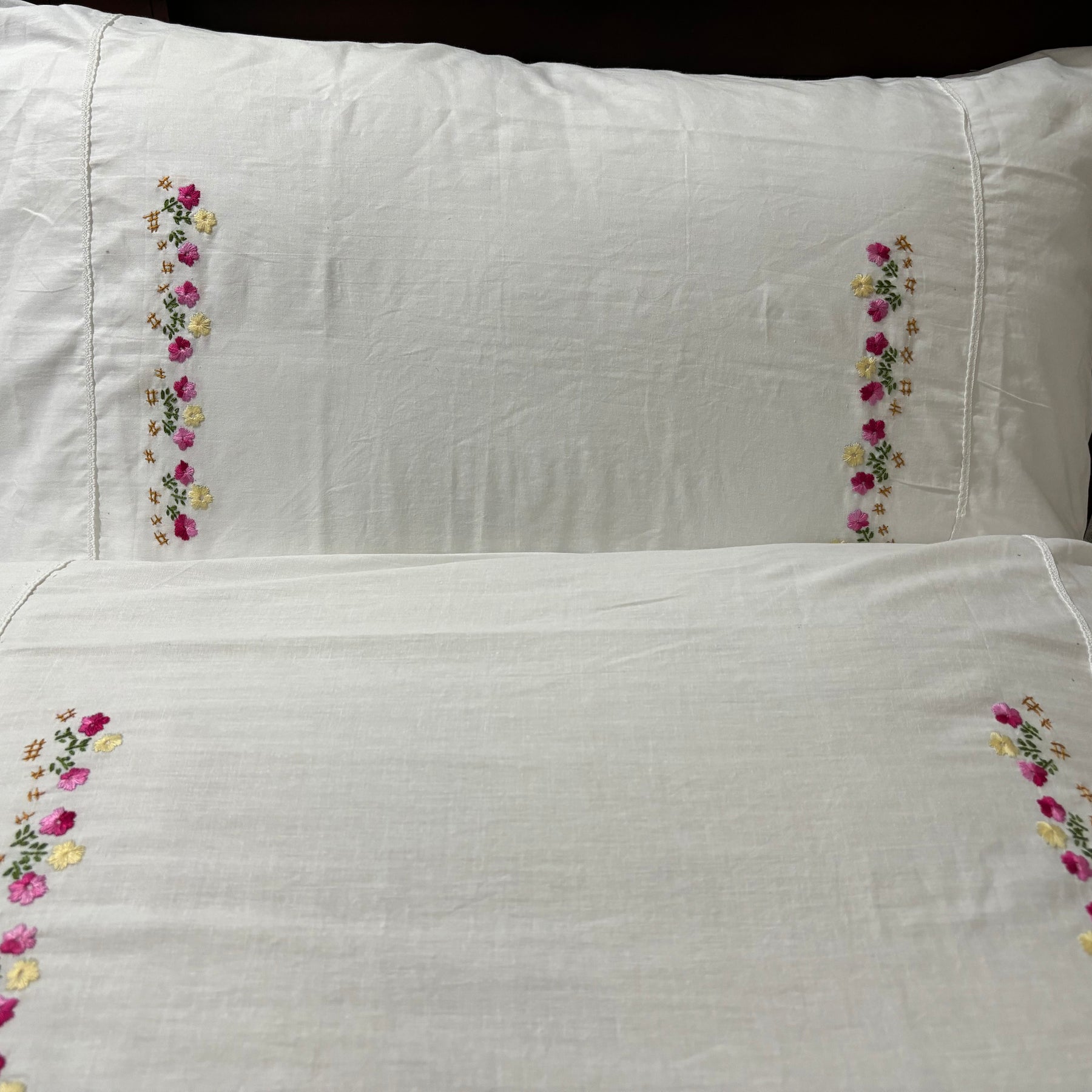 Set of 2 Beautiful Flower Embroidery Pillow/Cushion Cover