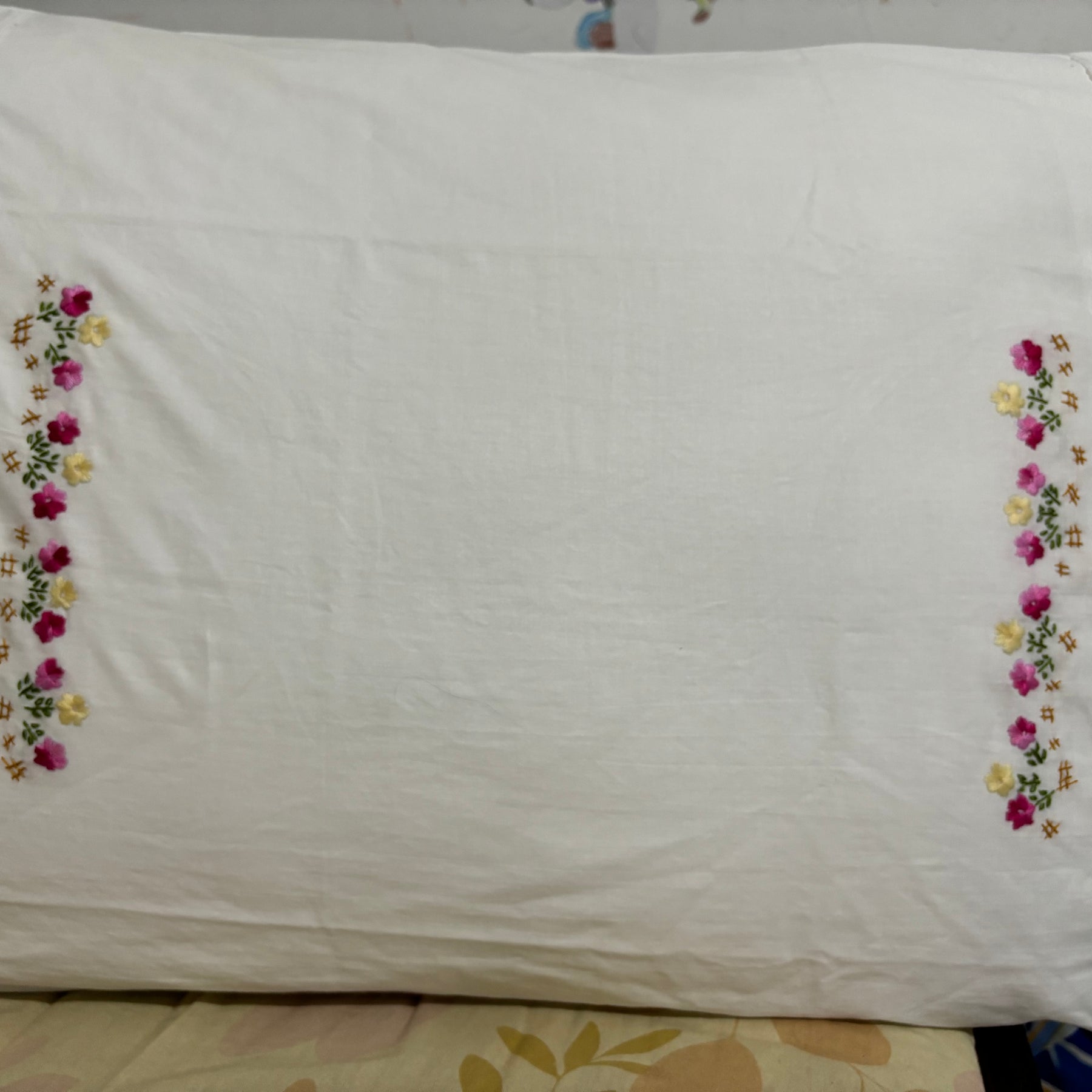 Set of 2 Beautiful Flower Embroidery Pillow/Cushion Cover