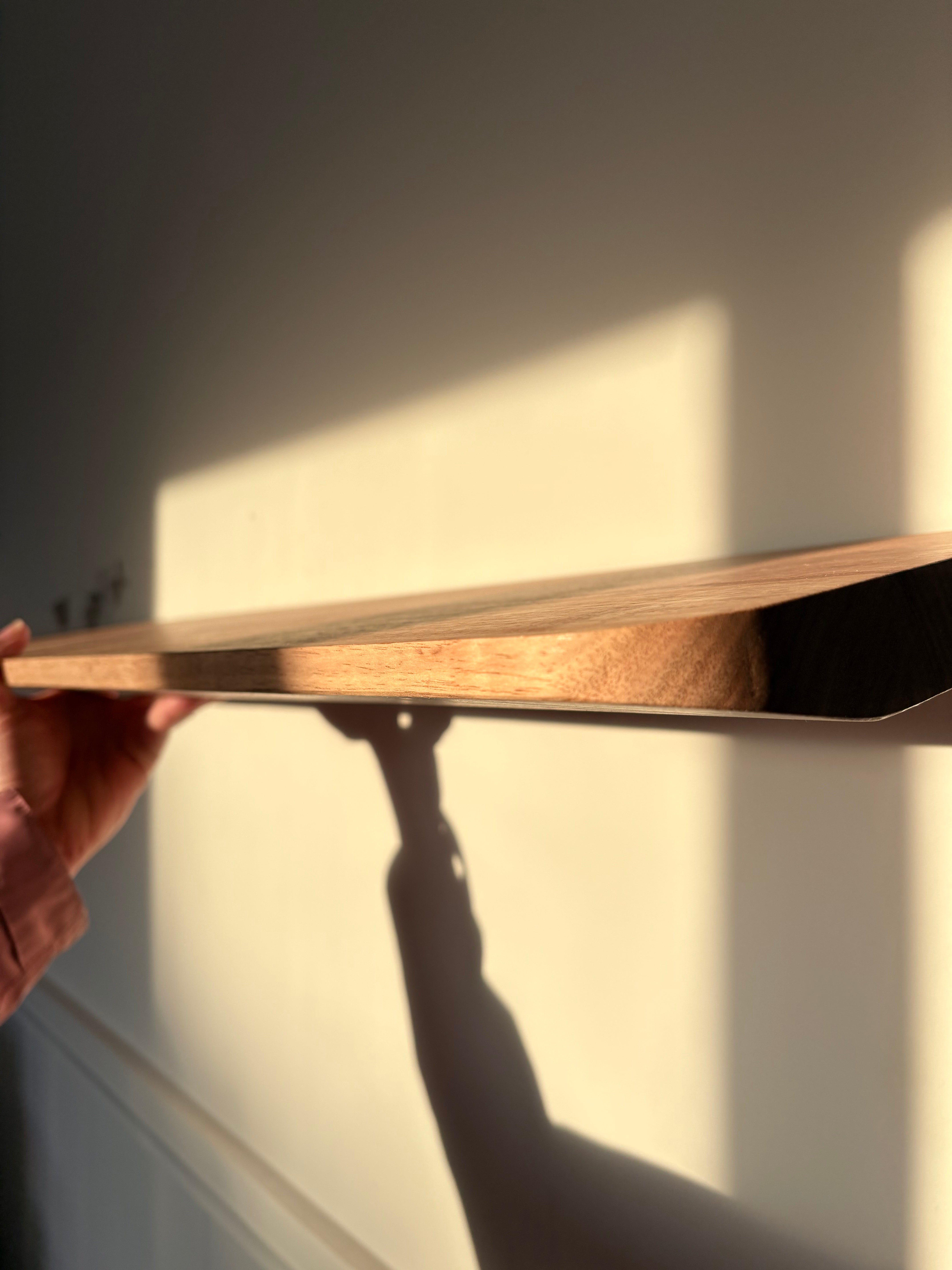 Tasmanian oak Floating shelf 900mm