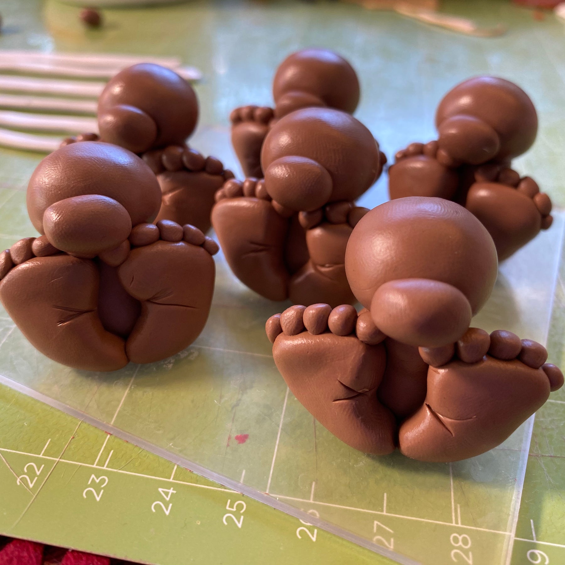 Baby Gnome Ring Holder – Christmas Edition Table Friend