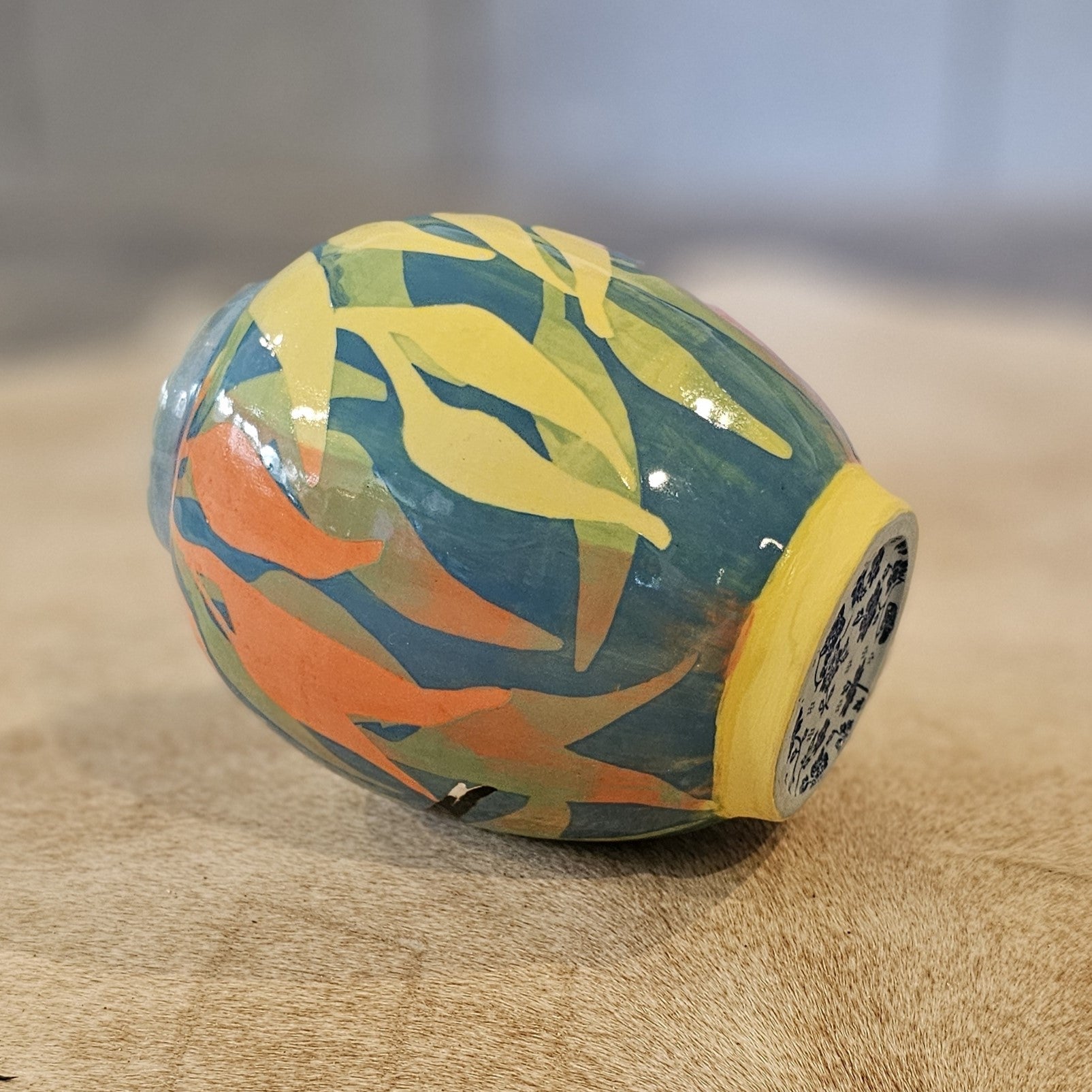Peewee (Magpie Lark) Vase