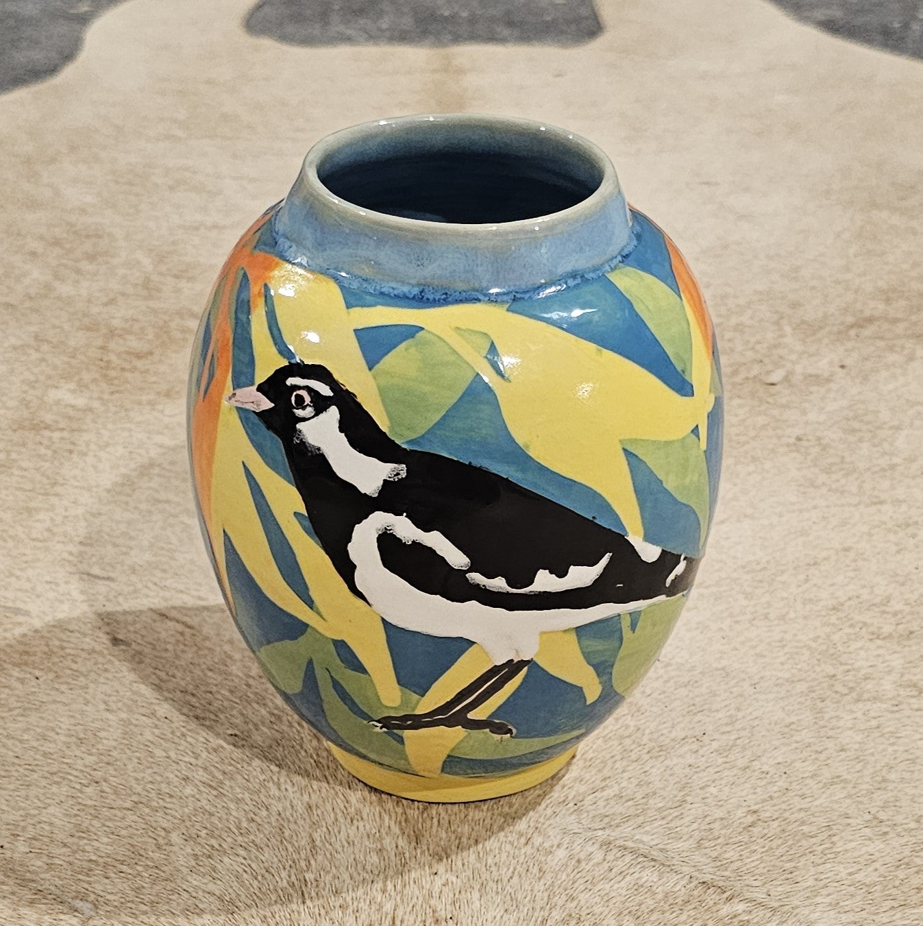 Peewee (Magpie Lark) Vase