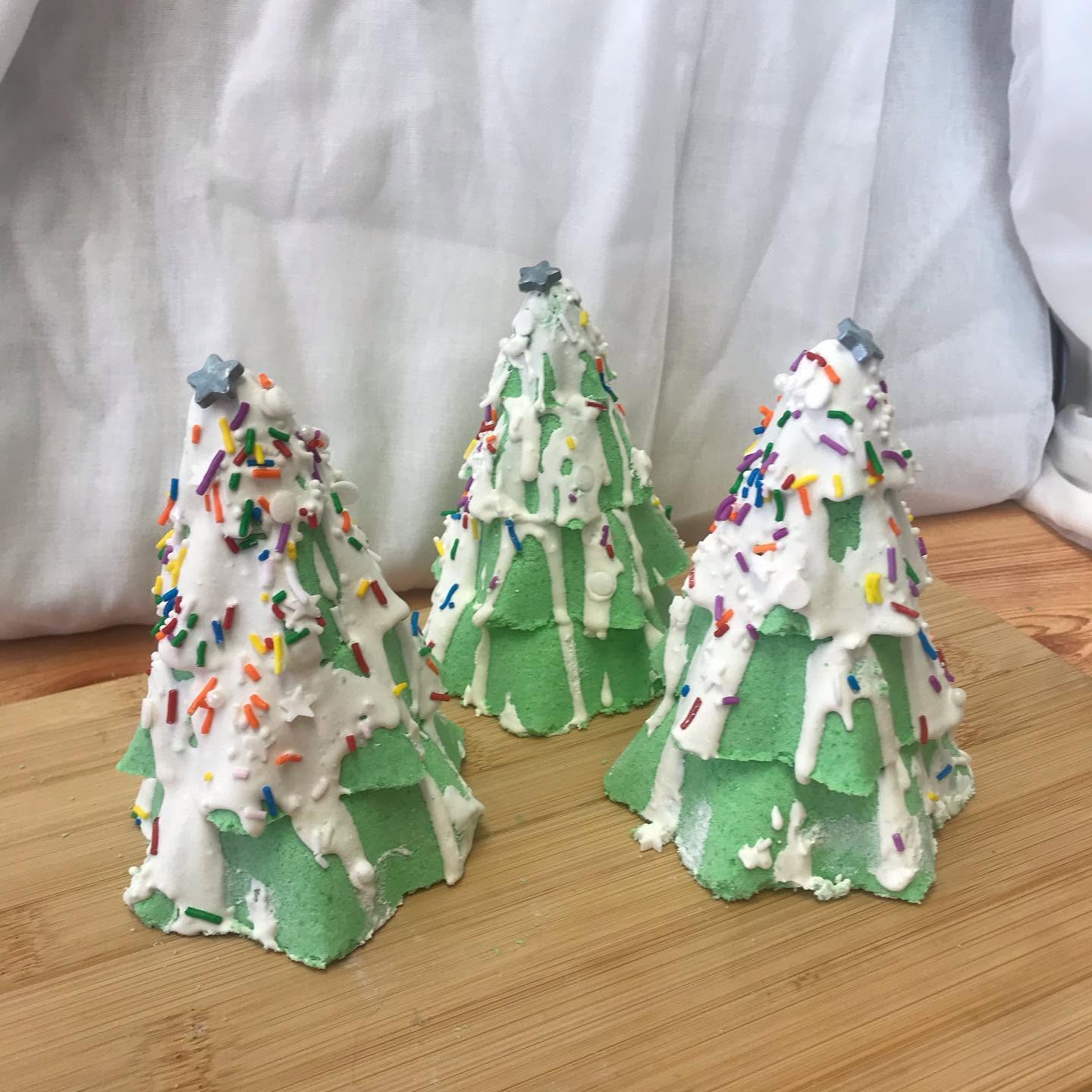 3D Christmas Tree Bath Bombs.