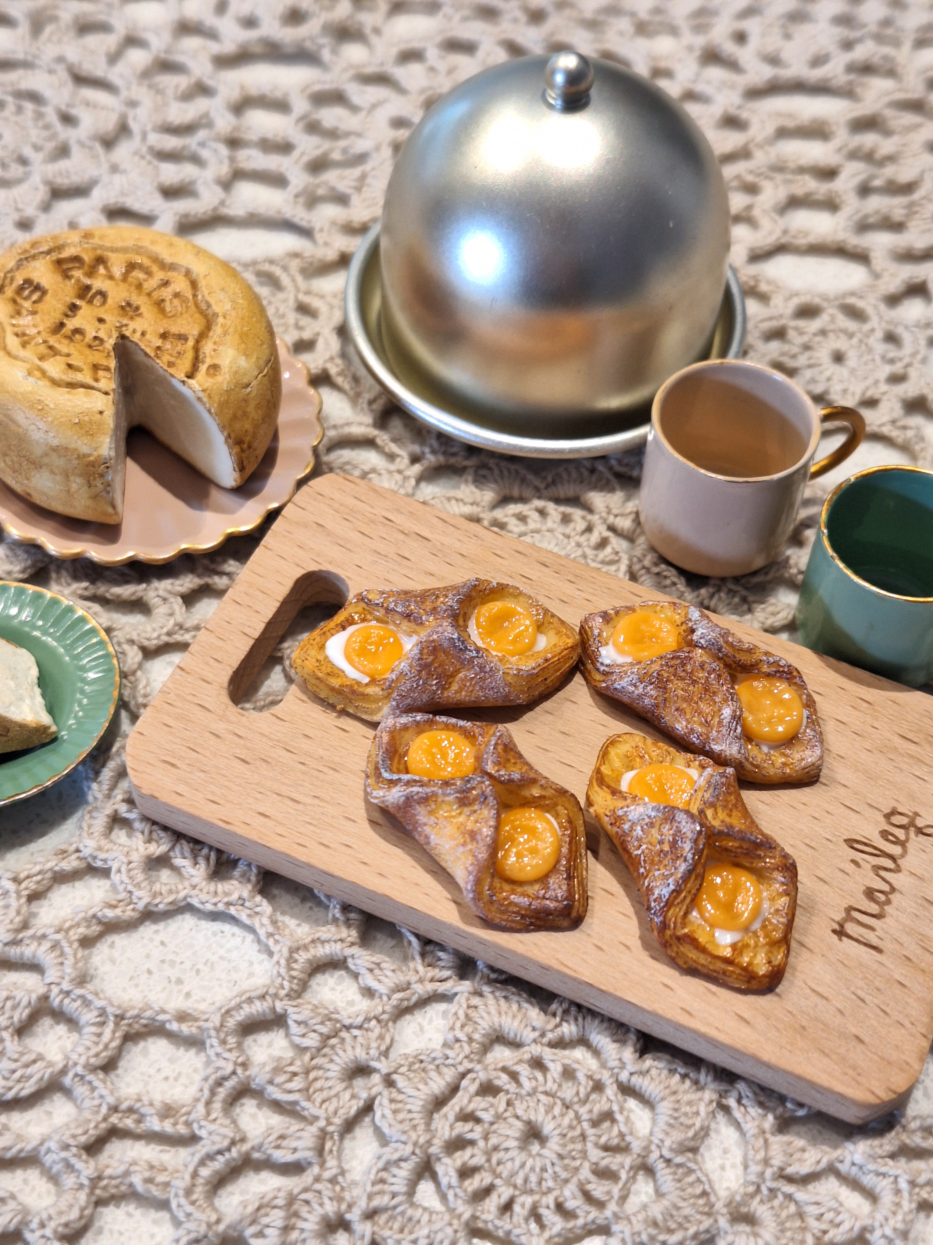 Single Apricot Danish