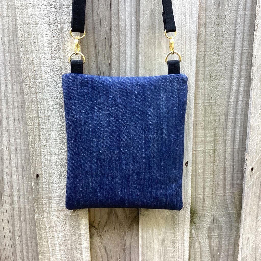 Upcycled Denim Crossbody Bag – Levis Pocket