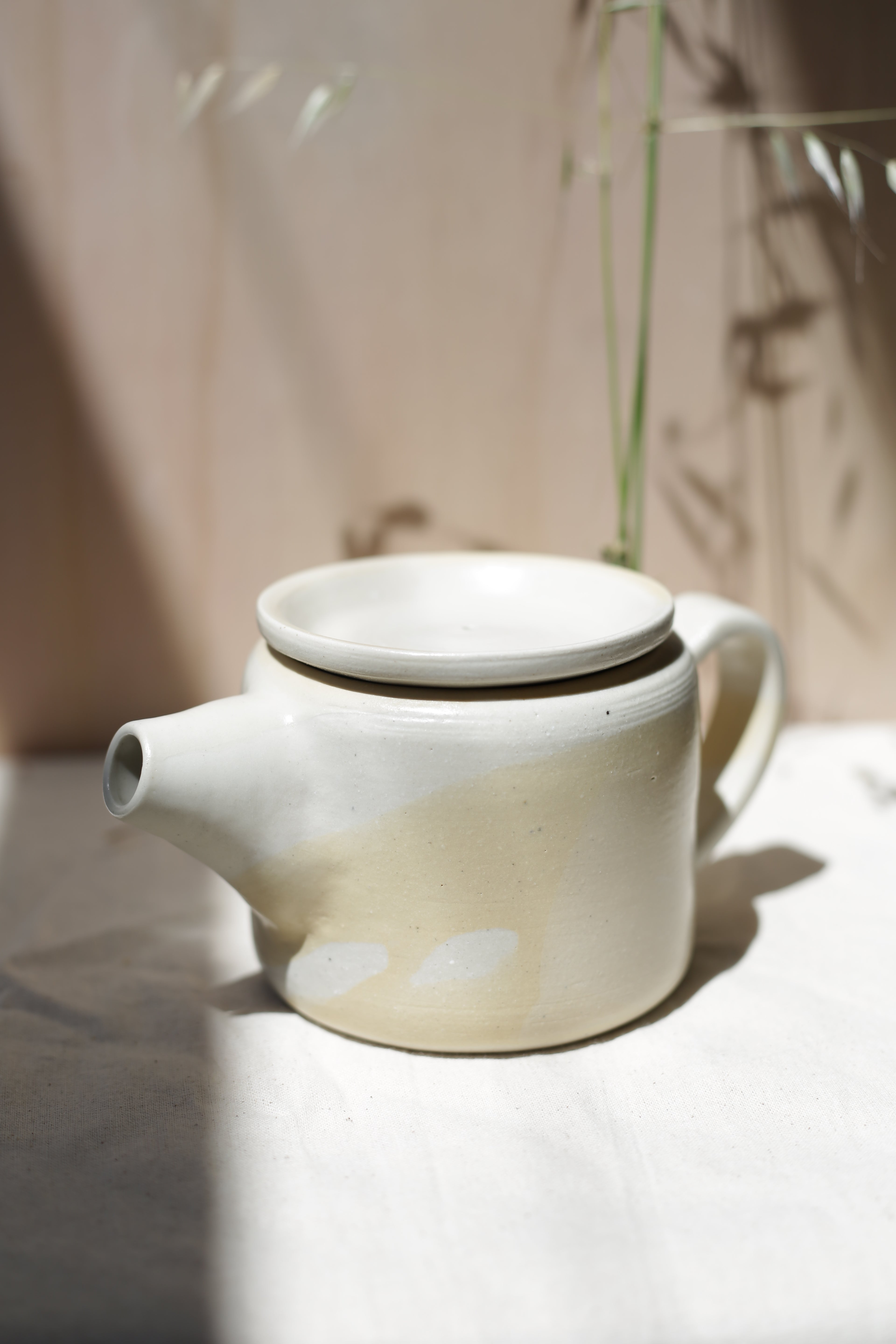 Sunkissed Tea Pot