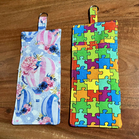 Double sided glass and pen holder for lanyard - jigsaw puzzle