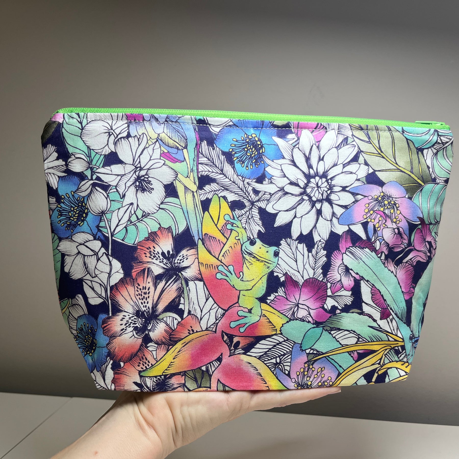 Tropical toiletries bag