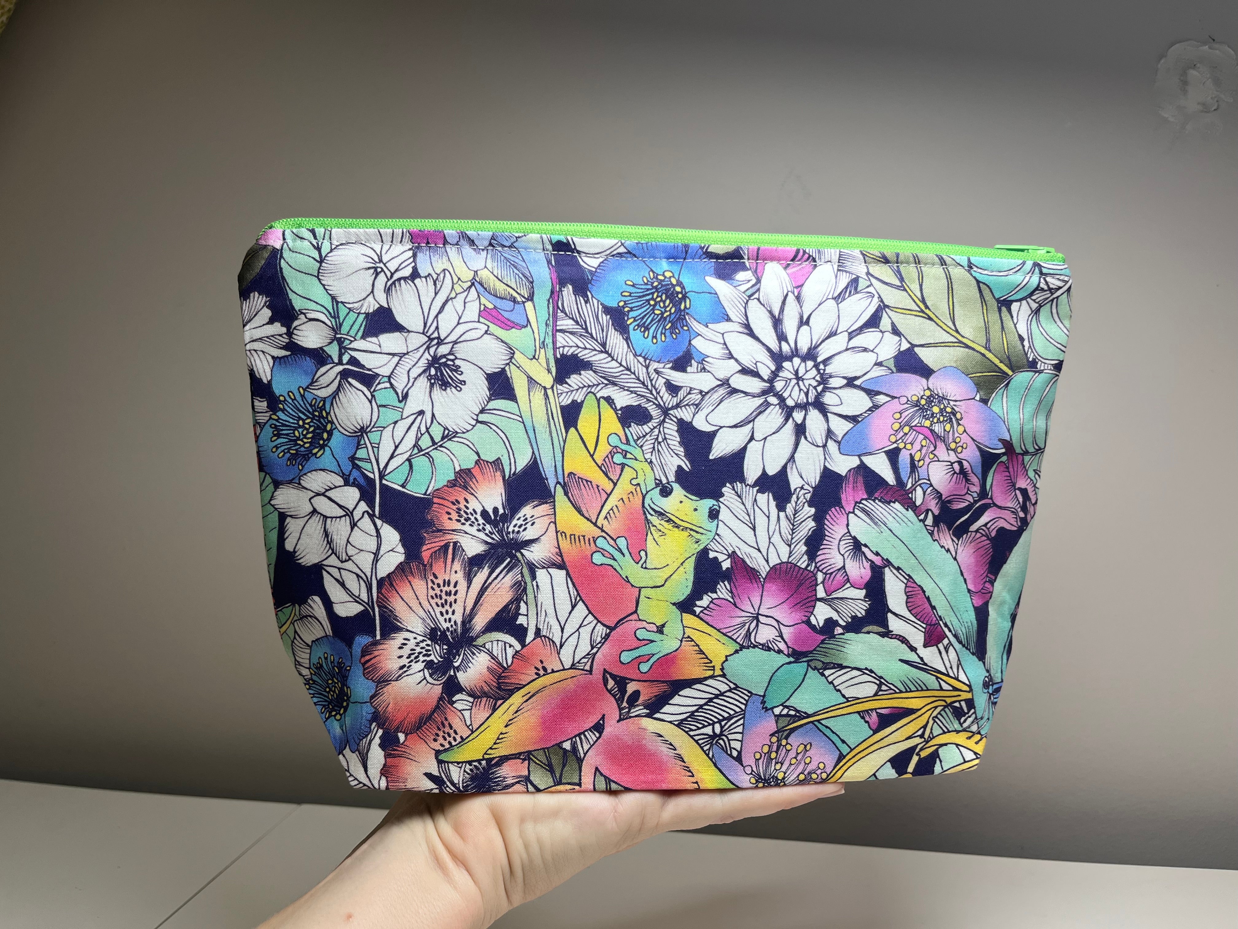 Tropical toiletries bag