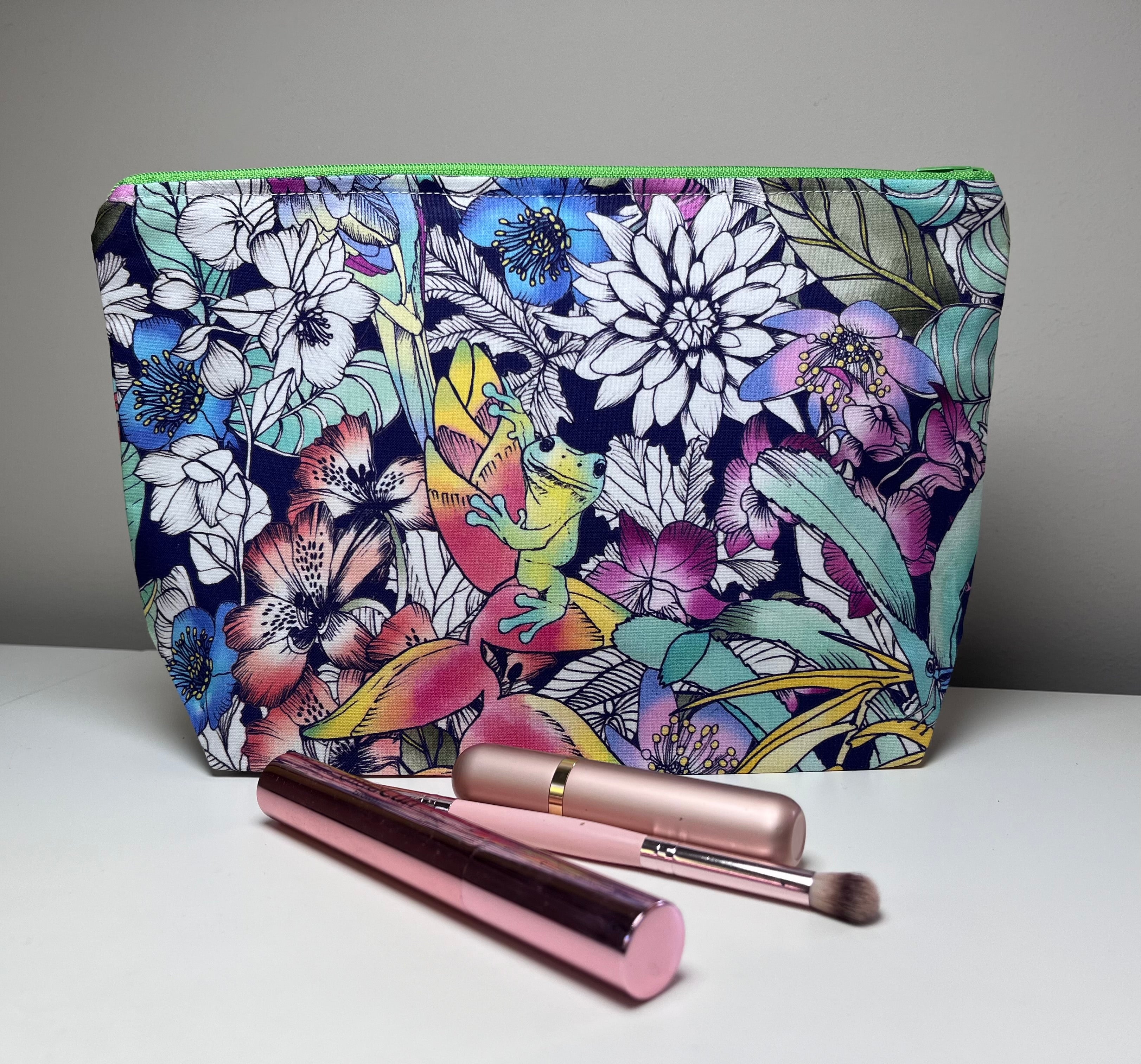 Tropical toiletries bag