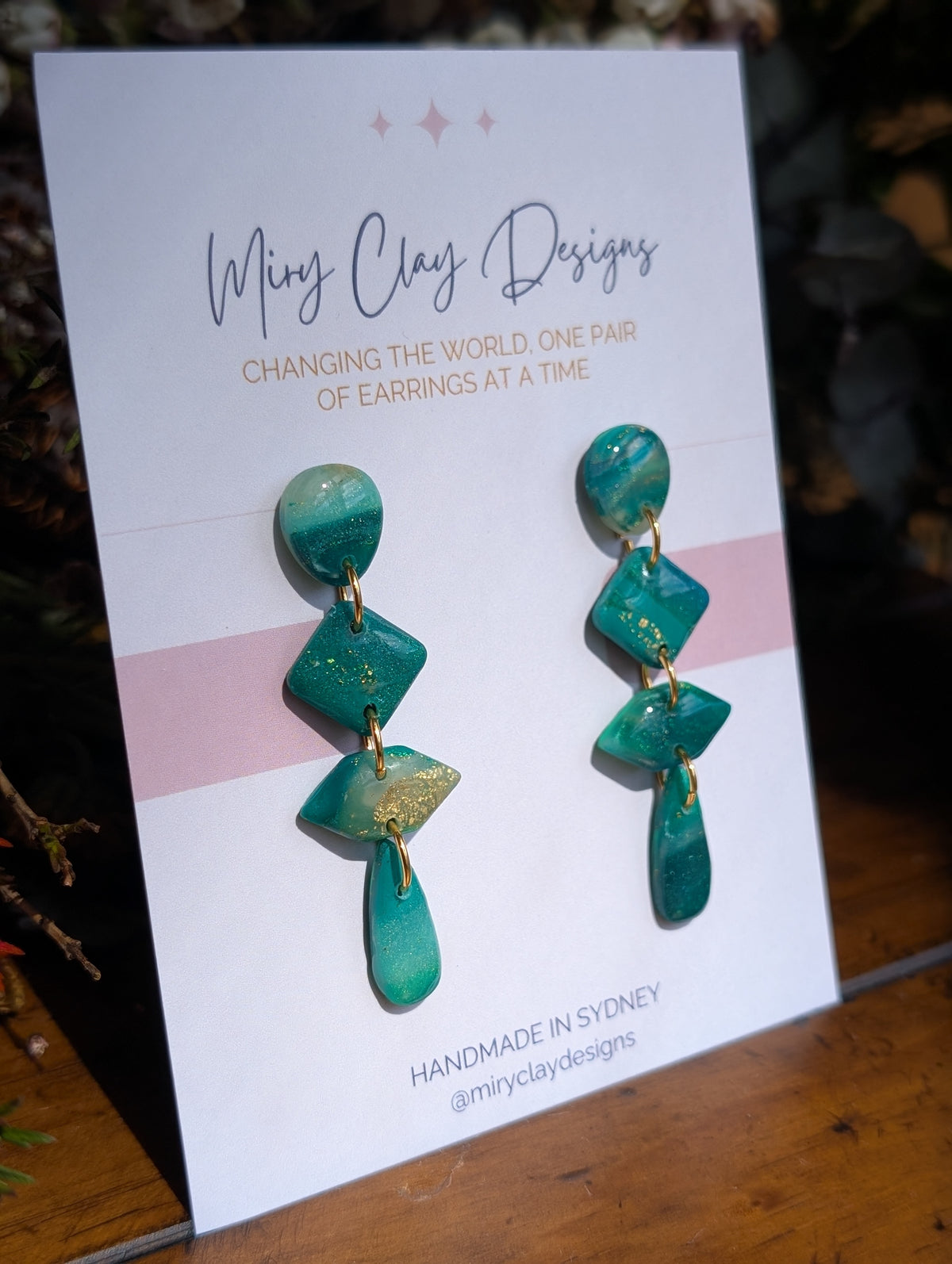 Emerald drops