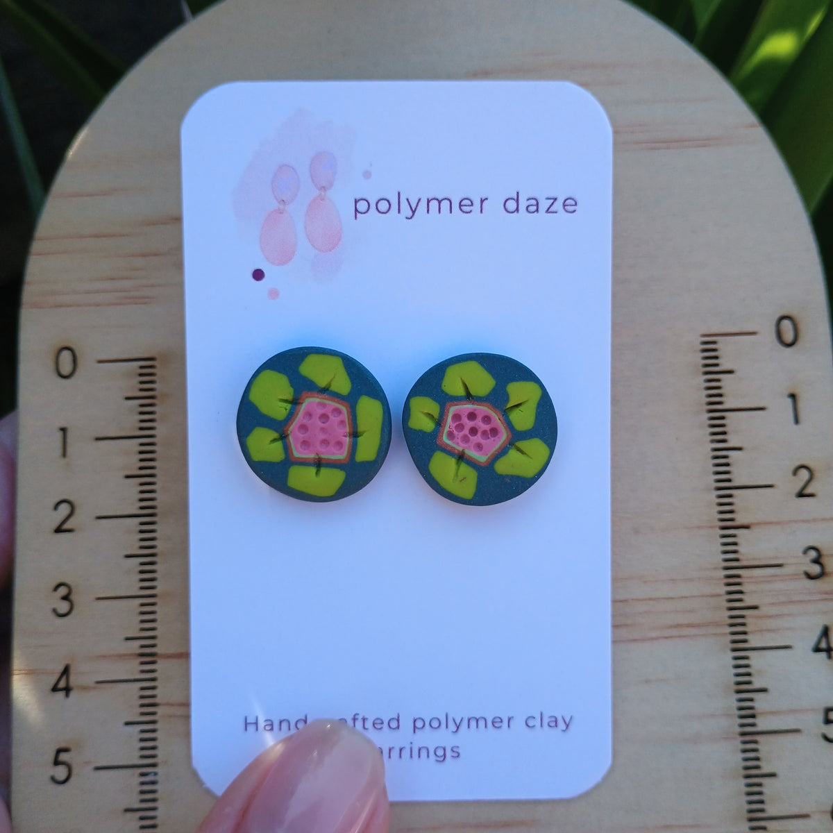 Garden flower stud earrings