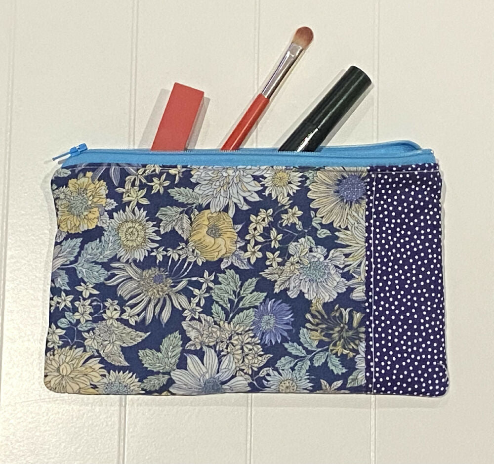 Beautiful blue flowers purse