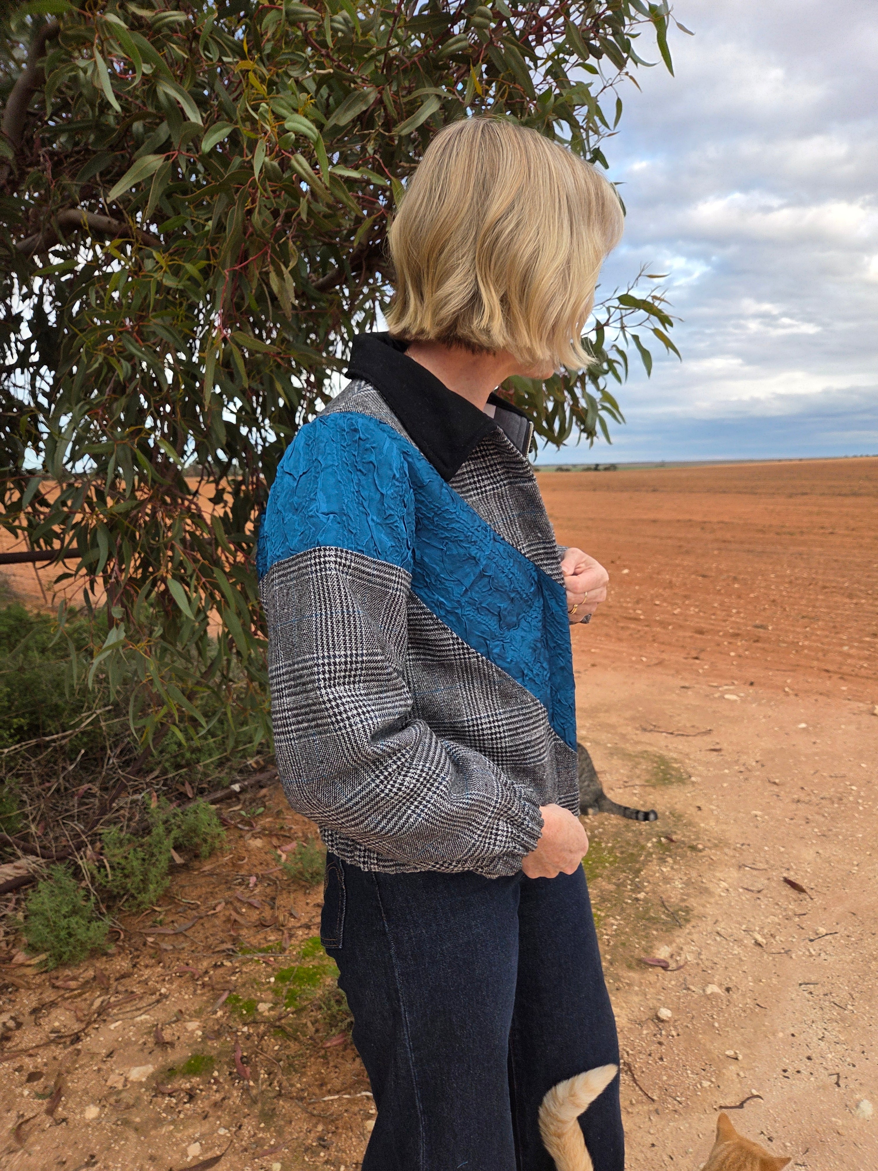 Blue Lagoon - Retro Bomber jacket - S/M