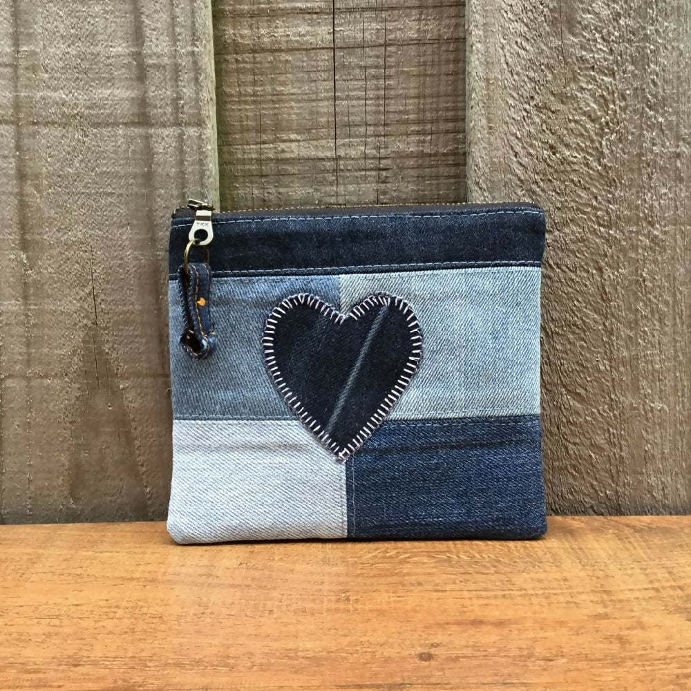 upcycled_denim_purse_24a