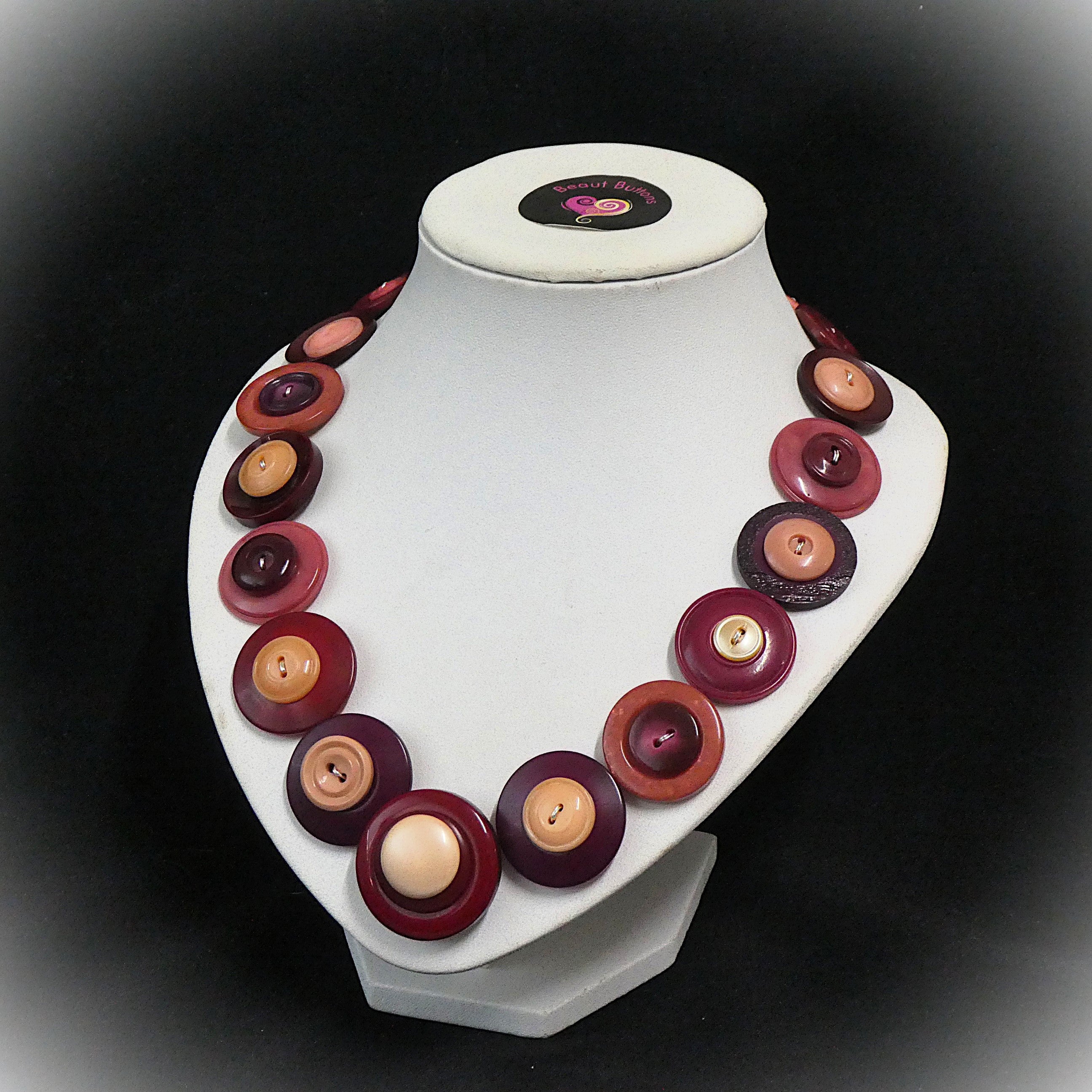 Button necklace - Burgundy Bliss