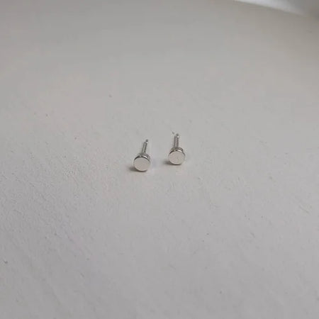 small round studs