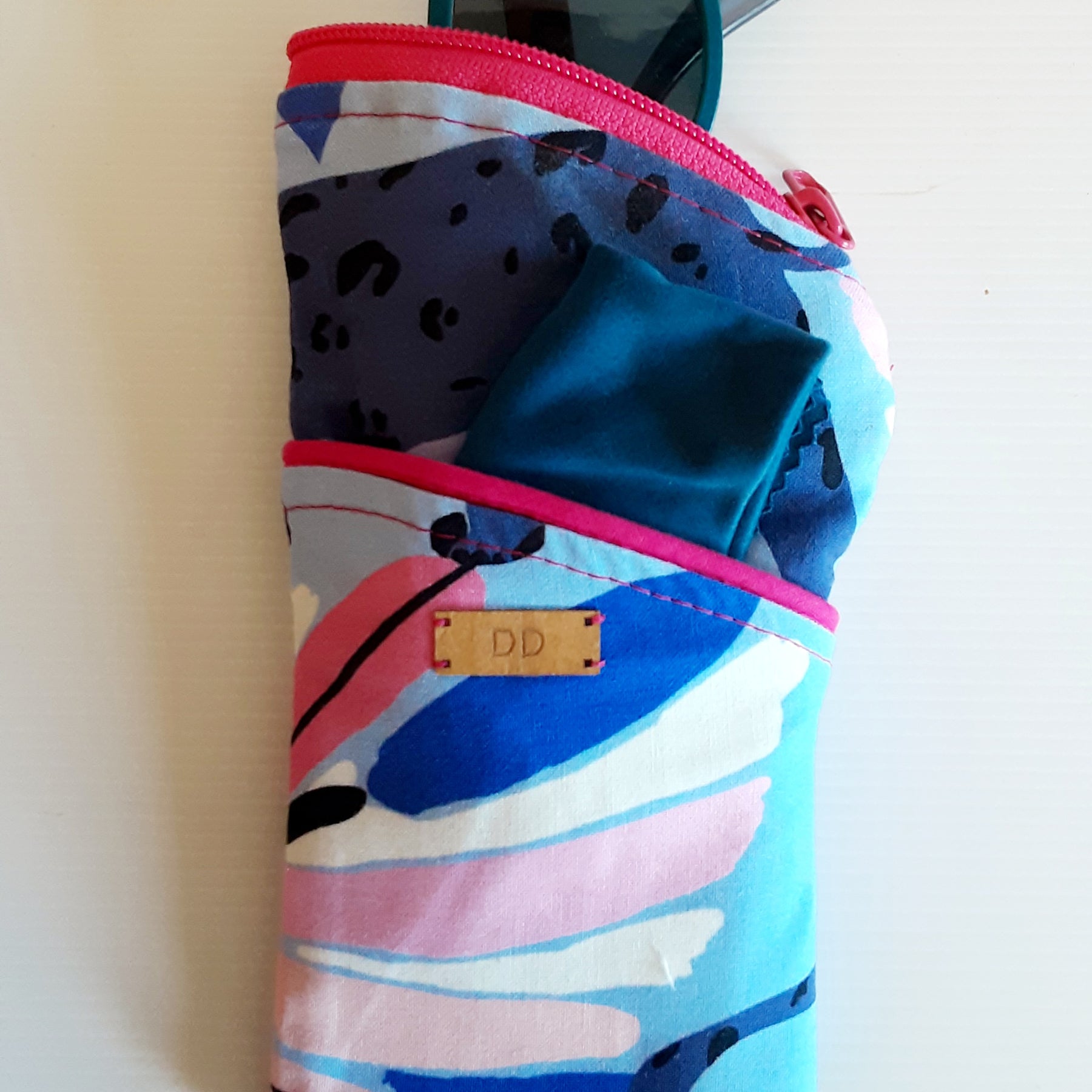 Handmade Padded Sunglass Case, Zippered Eyeglass Pouch