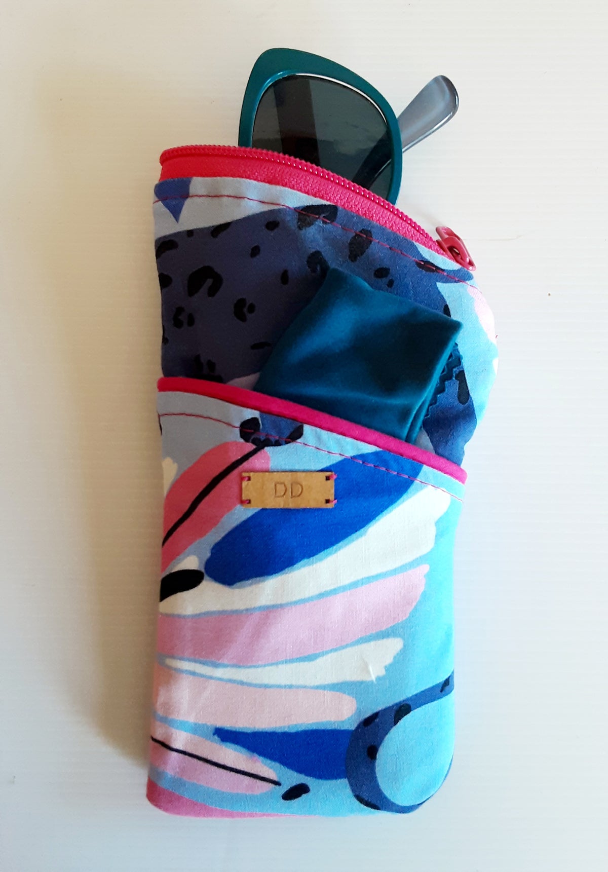 Handmade Padded Sunglass Case, Zippered Eyeglass Pouch