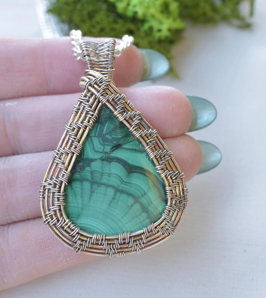 Verdant Relic - Malachite Pendant