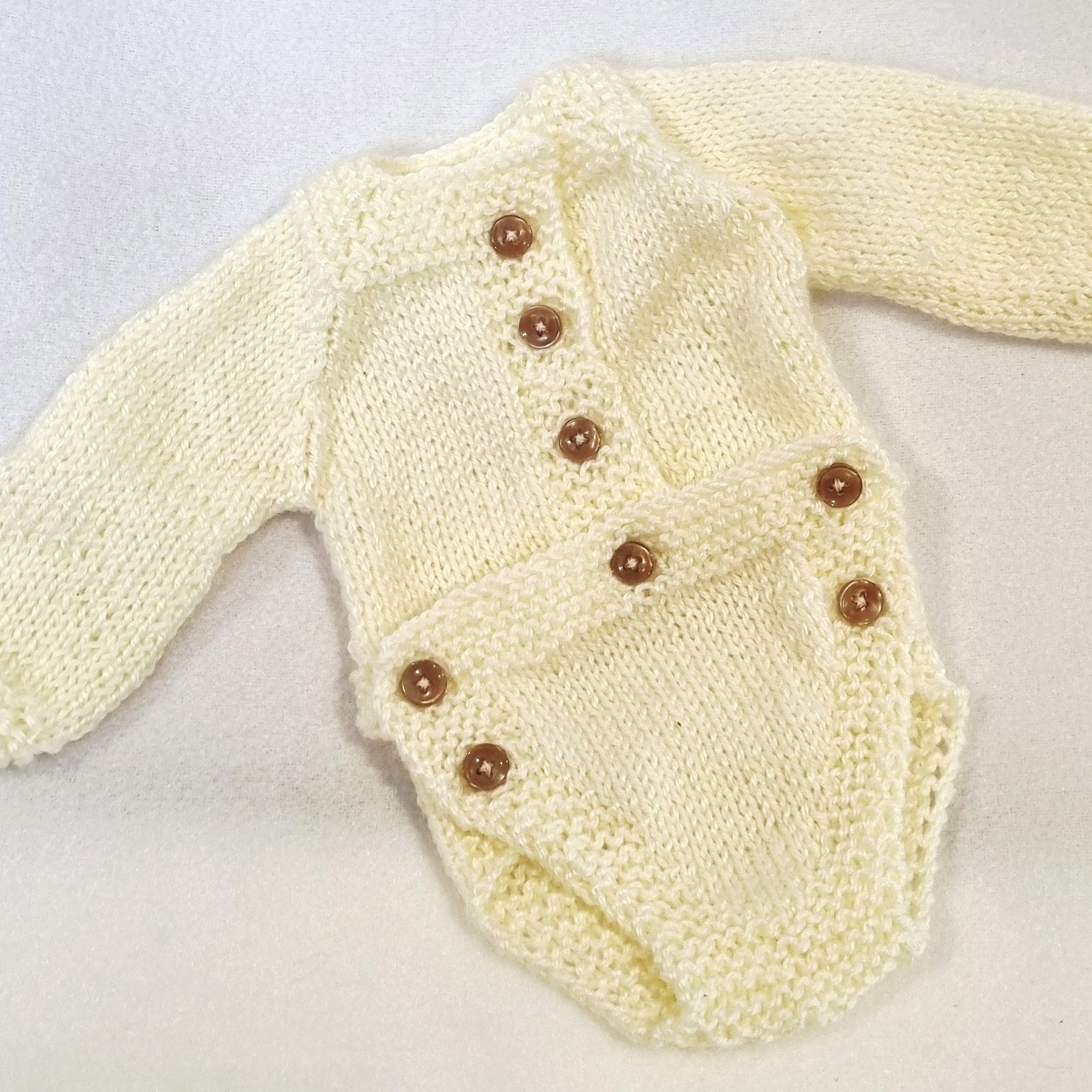 Hand knitted 3 piece Reborn Baby/Premmie hand knitted outfits - Newborn gift set - BB01