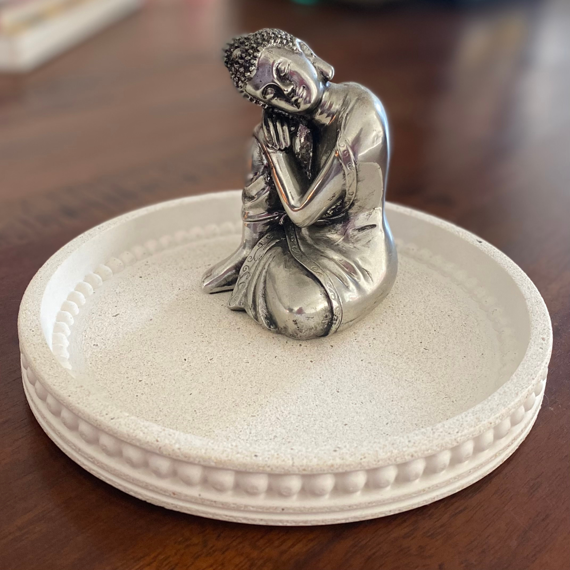 Round Decorative Platter | Textured decor collection