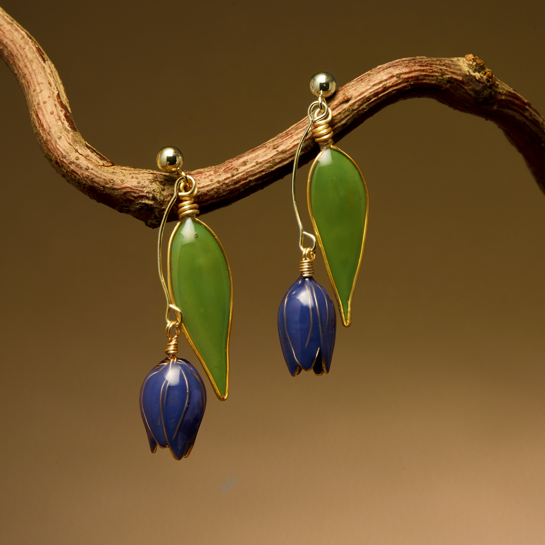 Tulips wire earrings | Handmade Botanical Jewelry
