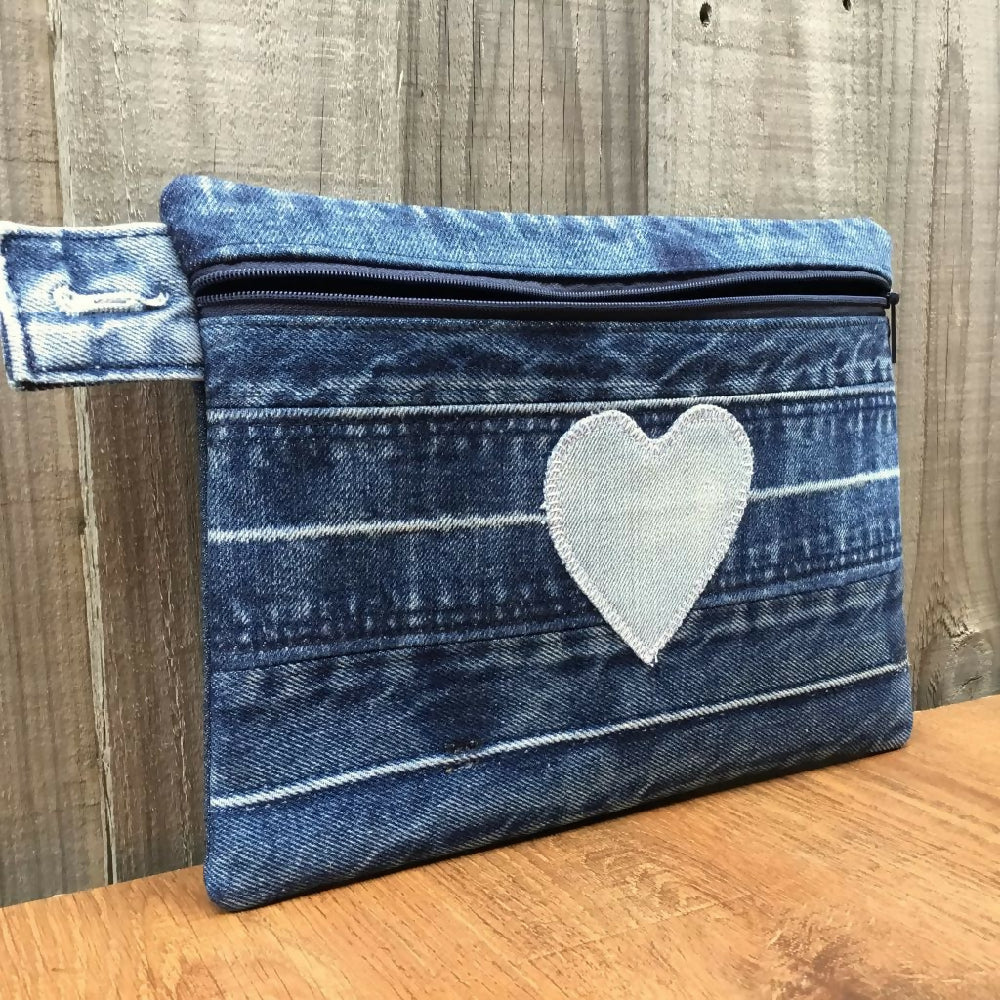 Upcycled-denim-pouch-14m