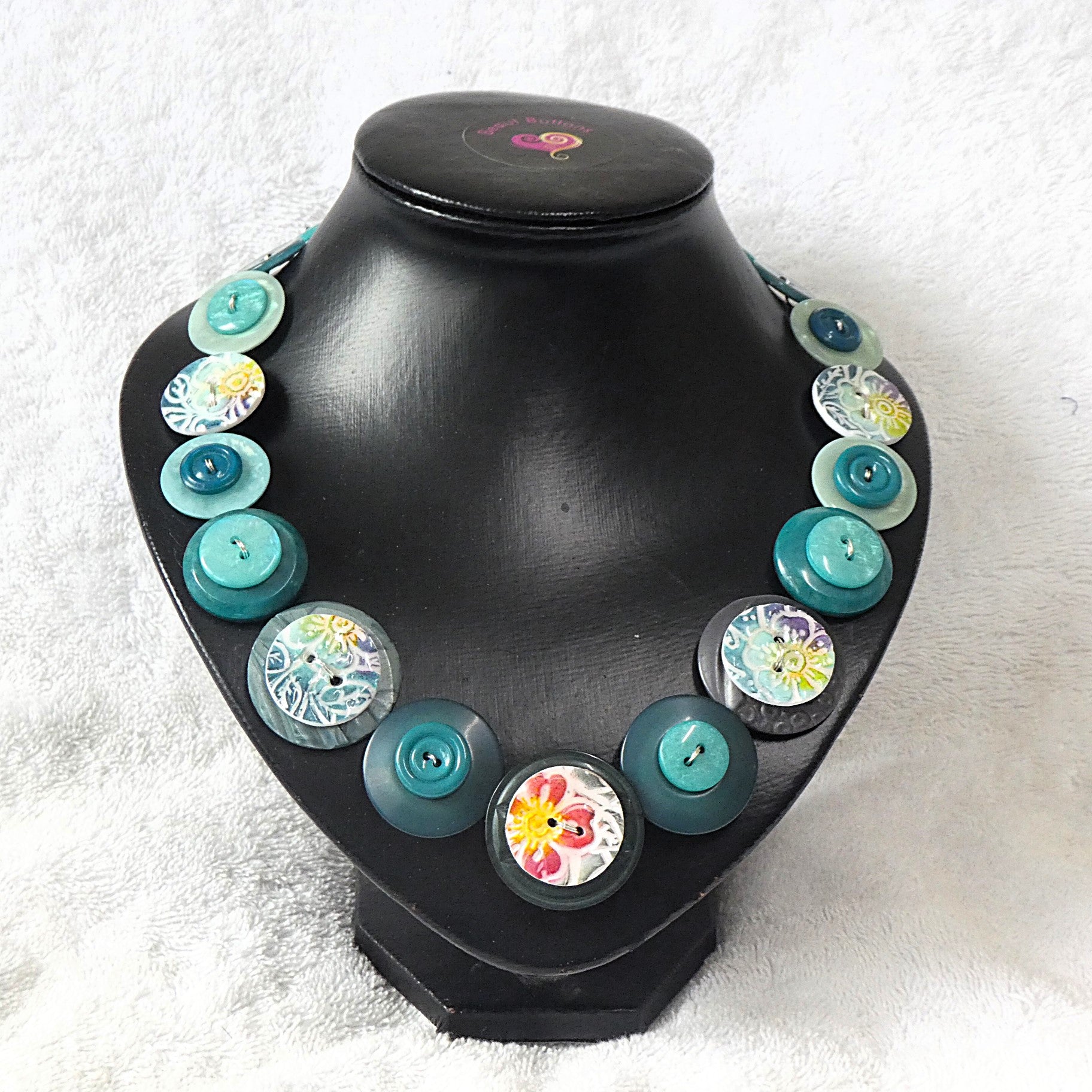 Button necklace and earrings - Blue Lagoon