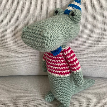 Party Crocodile - crocheted toy