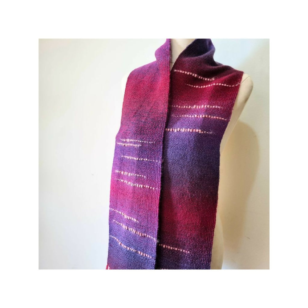 australian-artist-handmade-handwoven-pink-purple-scarf-10