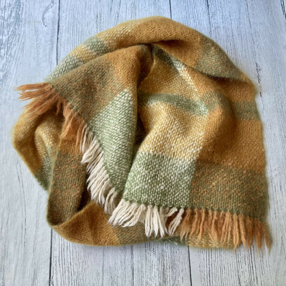 Alpaca scarf - handwoven - mustard and green