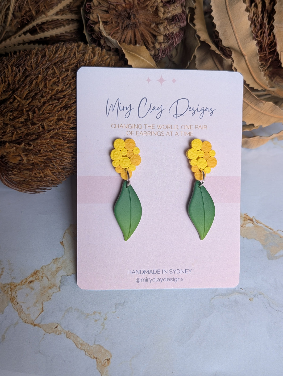 Wattle Dangles
