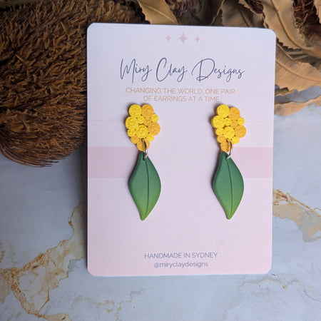 Wattle Dangles