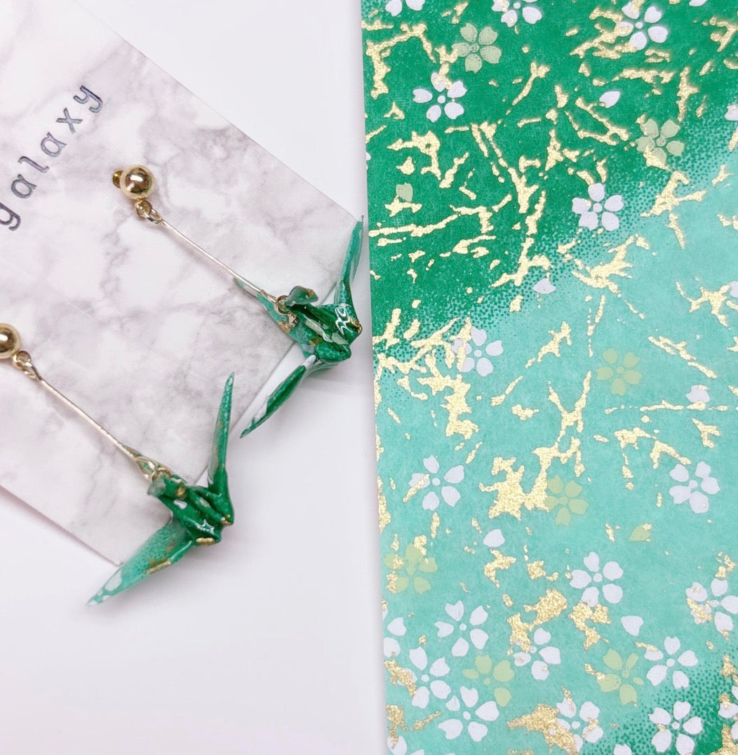 Handmade paper origami crane earrings / ear clip on / dangle stud