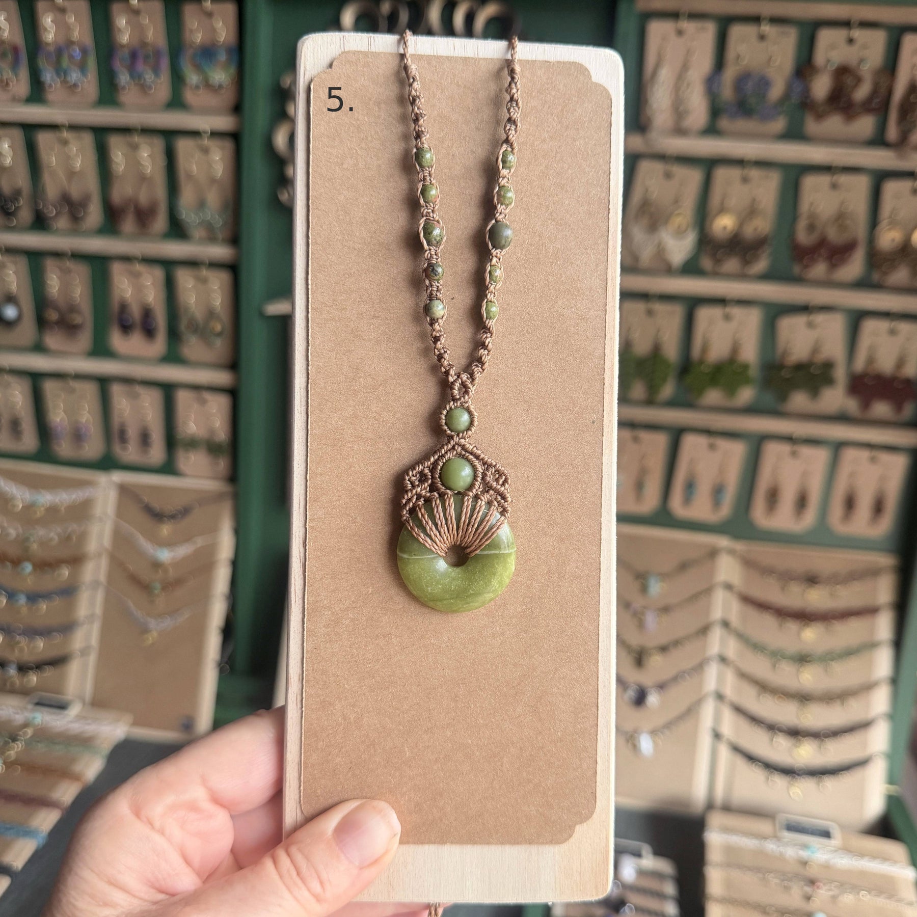Macrame Pi-stone/Donut Necklace Pendant