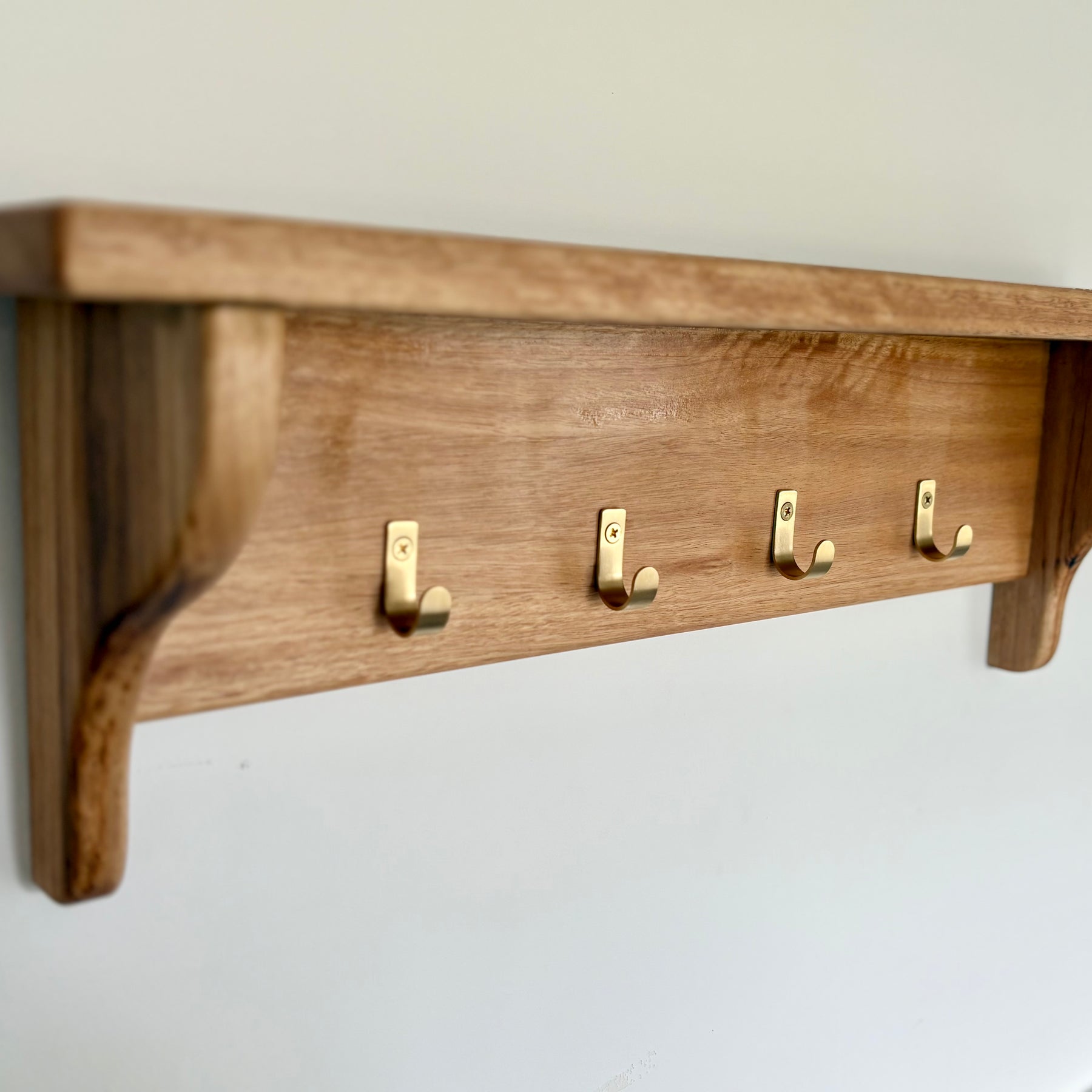 Blackbutt wall shelf with gold hooks