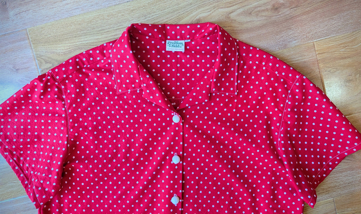 Upcycled Cotton Polka Dot Crop Button-up Shirt (Red & White / Size L)