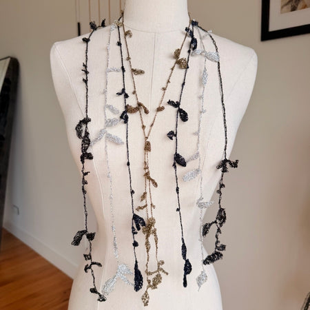 Travel light - Lariat neckpieces.