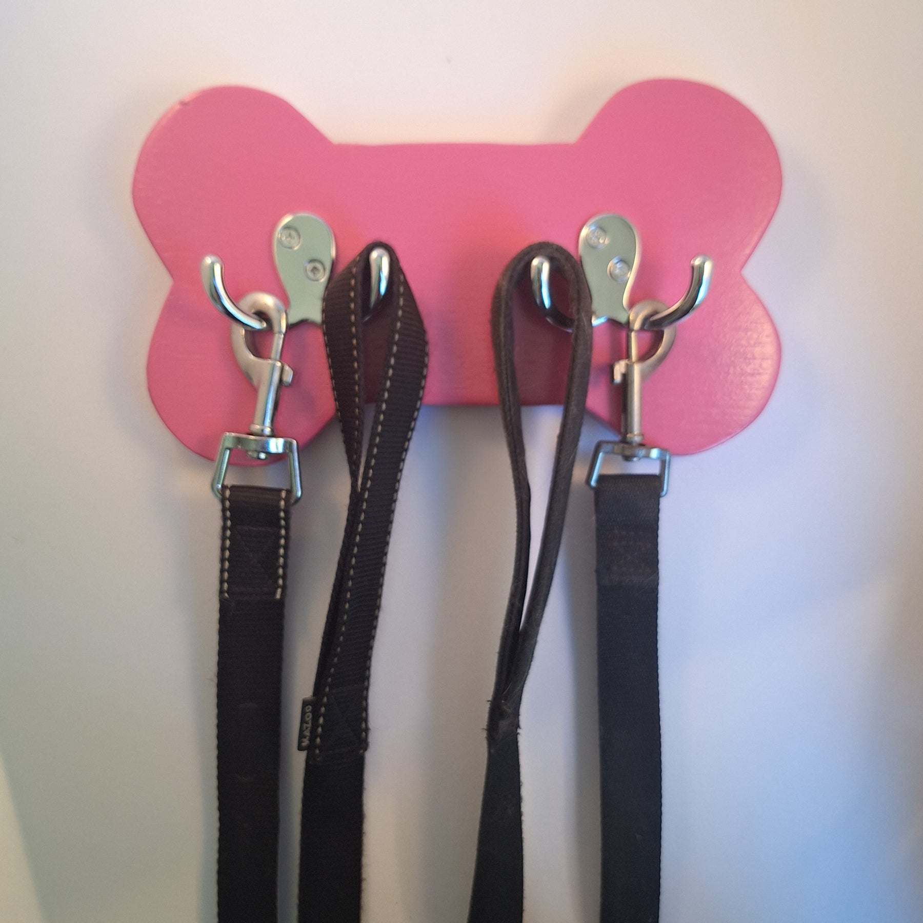 Bone Dog Lead Hanger
