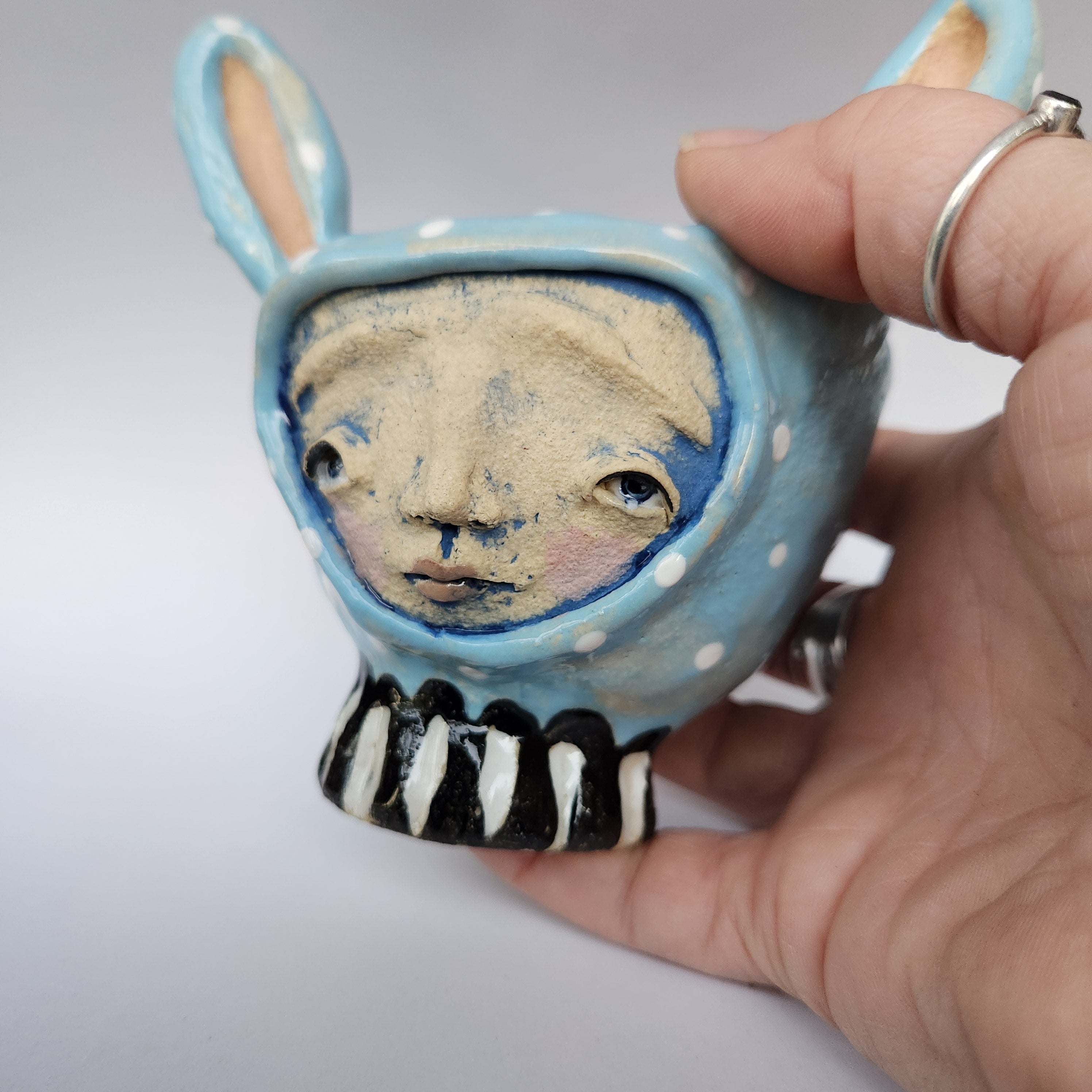 Bunny girl, treasure keeper