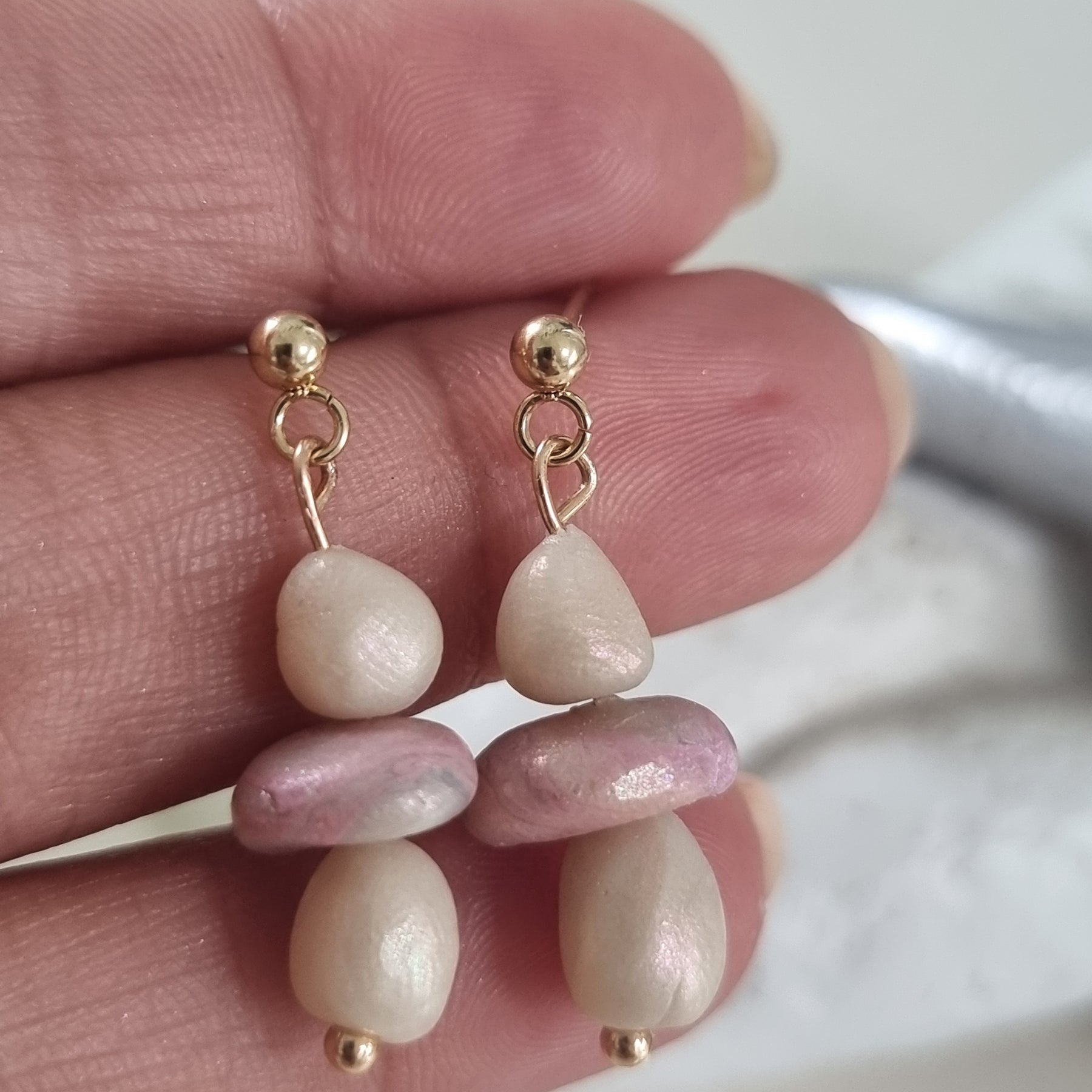 Simple Harmony Dangles